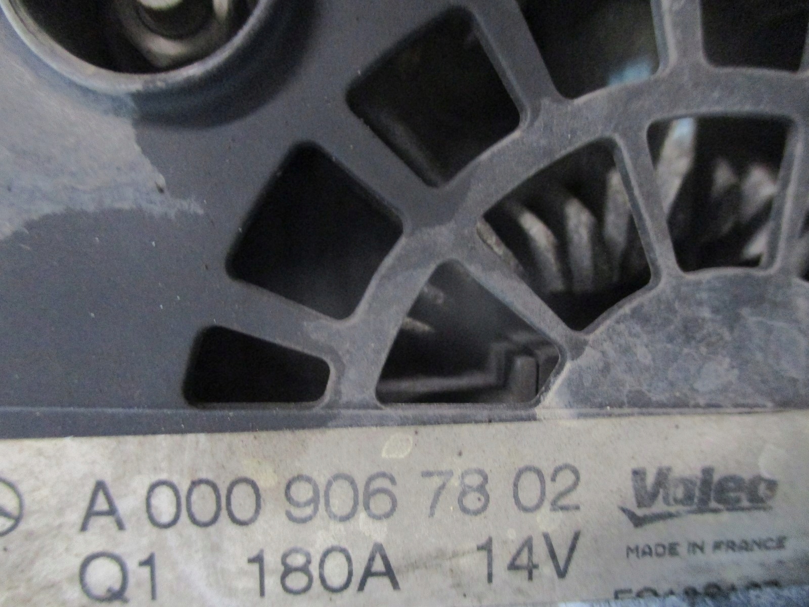 Alternator MERCEDES GLK 2,2CDI A0009067802