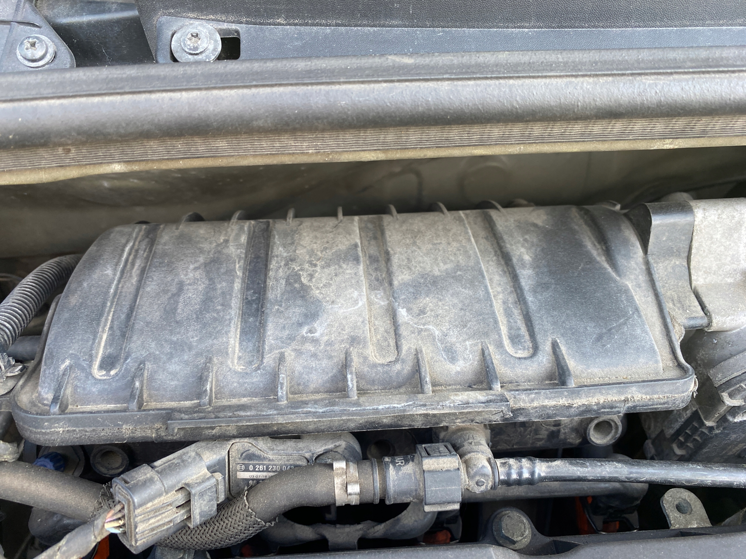 REZONATOR luft 1.6 16V Citroen C3 Plurier 03-09