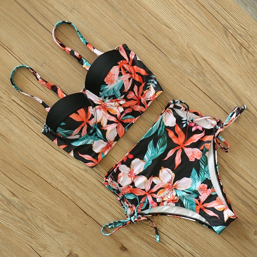 BIKINI STRÓJ KĄPIELOWY WYSOKI STAN LIŚĆ KWIAT XL Rodzaj komplet