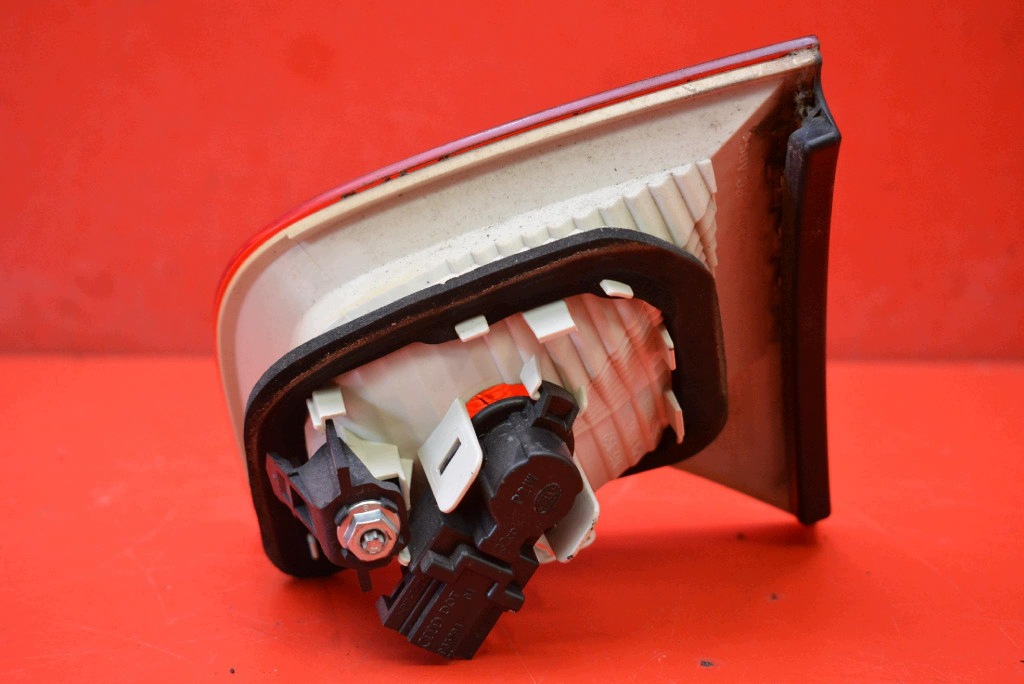 light left rear part rear 8E5945093A AUDI A4 B7 sedan 04-08