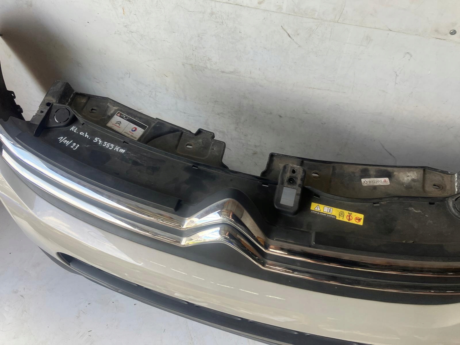 bumper grill front CITROEN C3 III KOMPLET EEUD