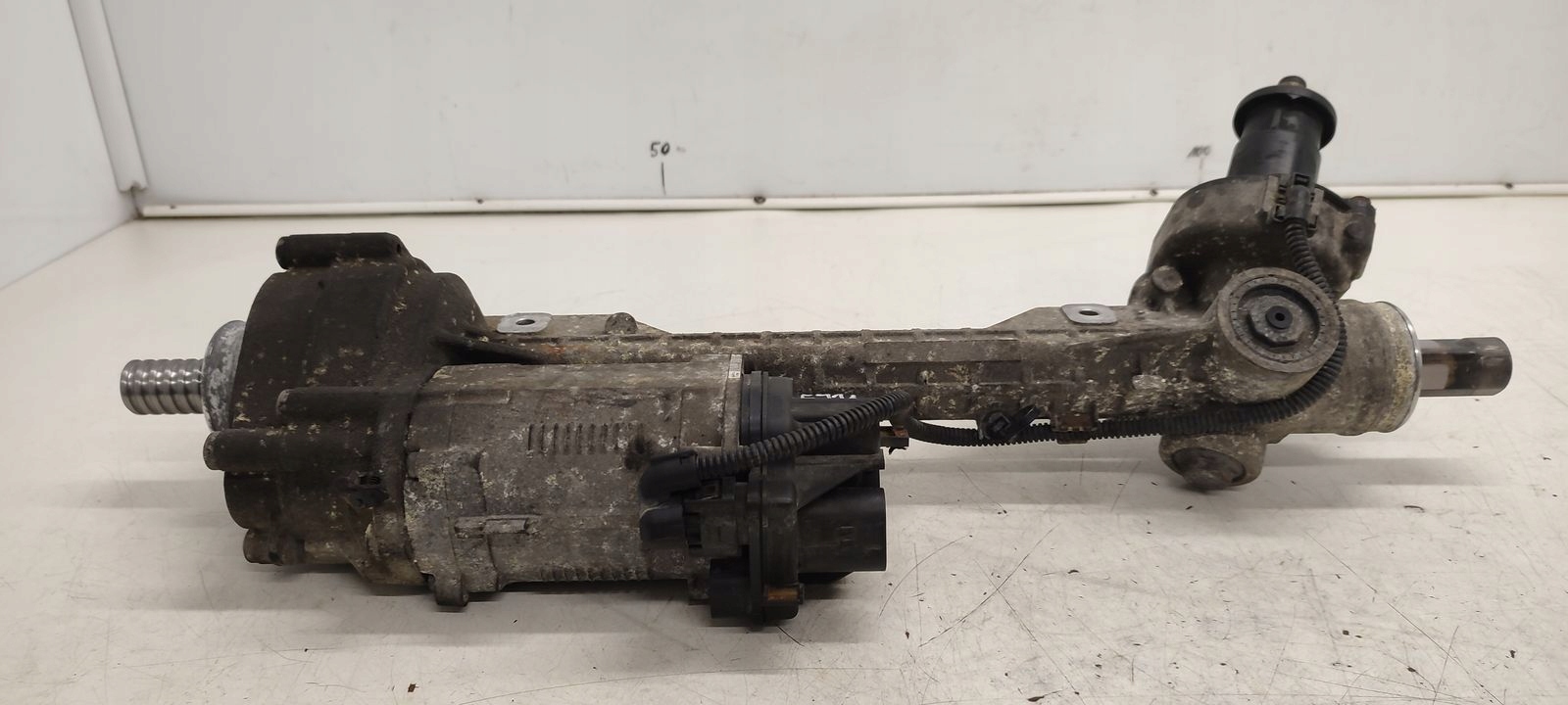 Boîte direction BMW E90 E91 2,0D LIFT