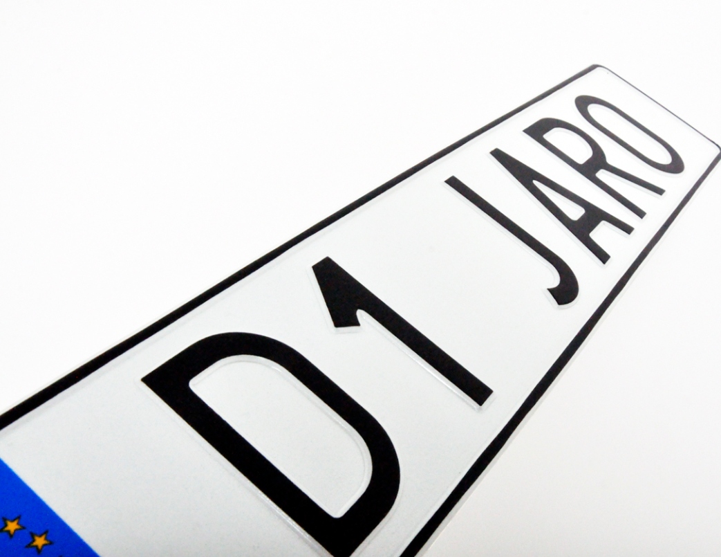 TABLICA REJESTRACYJNA Z WŁASNYM NAPISEM JAK ORYGINAŁ POLSKA JAKOŚĆ PREMIUM EAN (GTIN) 47676751265770