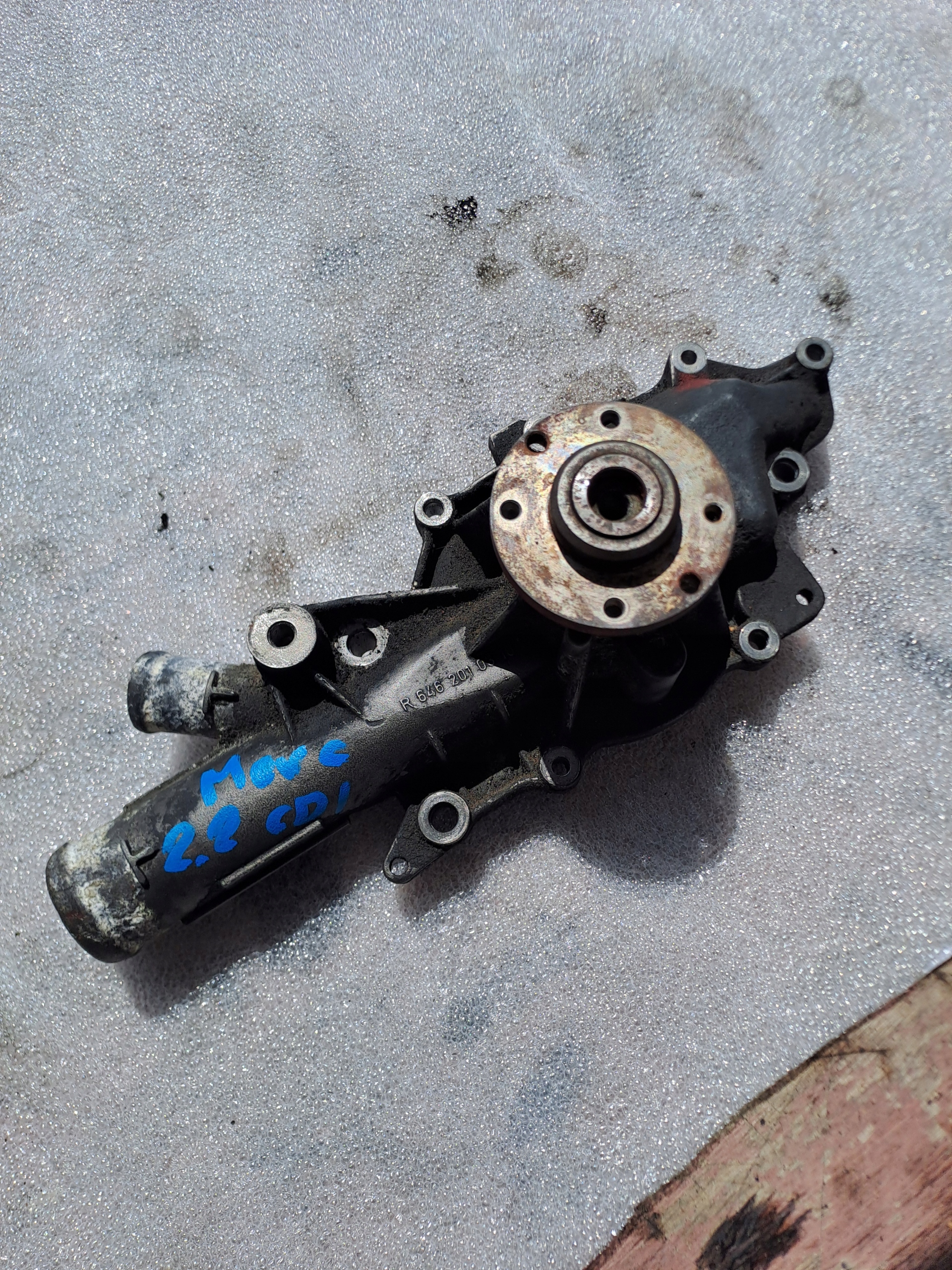 water pump Mercedes Sprinter 2.2 R6462010310