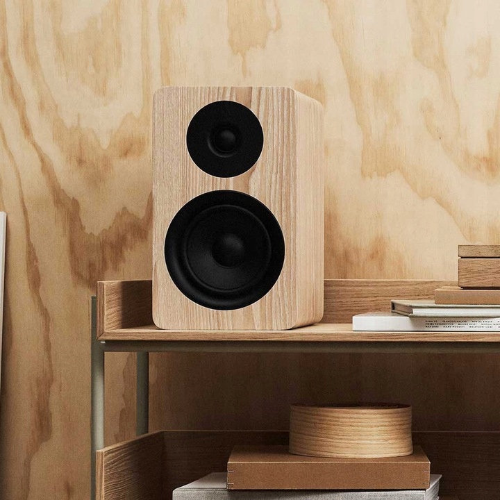 PRO-JECT T1 WALNUT + ARGON AUDIO ALTO A5 ASH Model T1