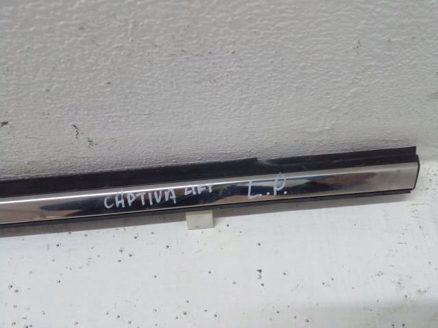 moulding chrome-plated left front CHEVROLET CAPTIVA and