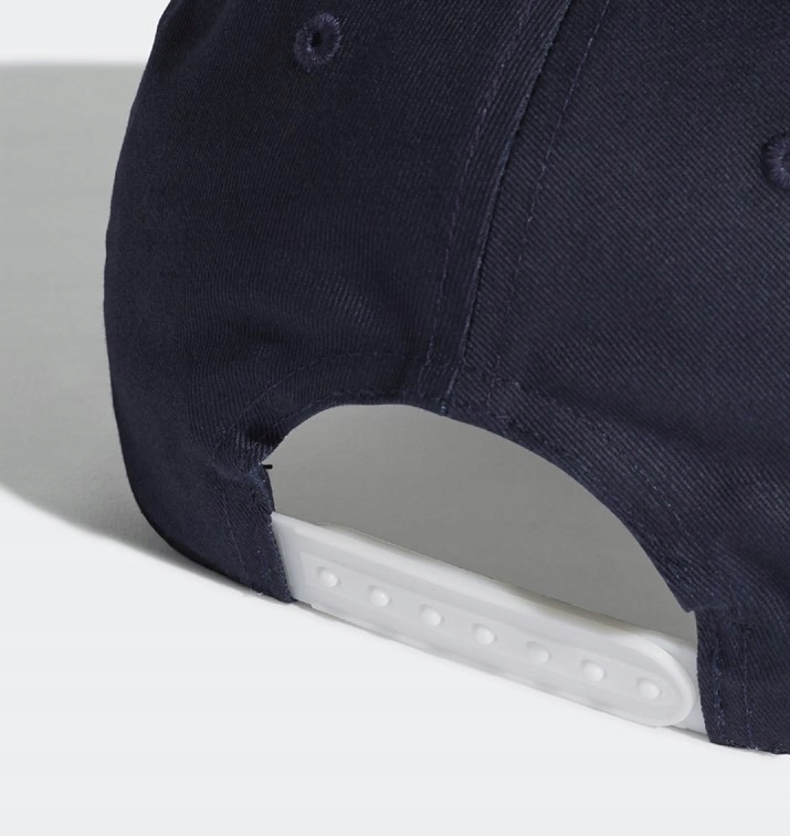 CZAPKA Z DASZKIEM ADIDAS MĘSKA GRANATOWA SPORTOWA OSFM 56-58 Kolor niebieski