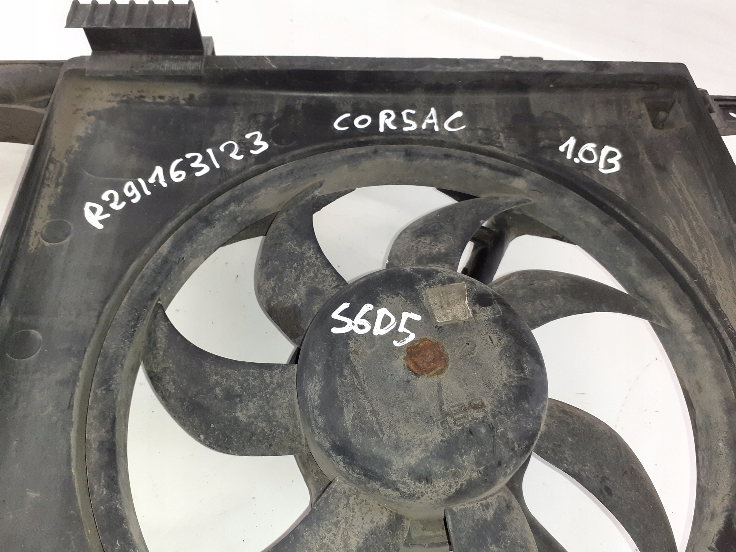 ventilátor chladiče Opel Corsa C 1.0