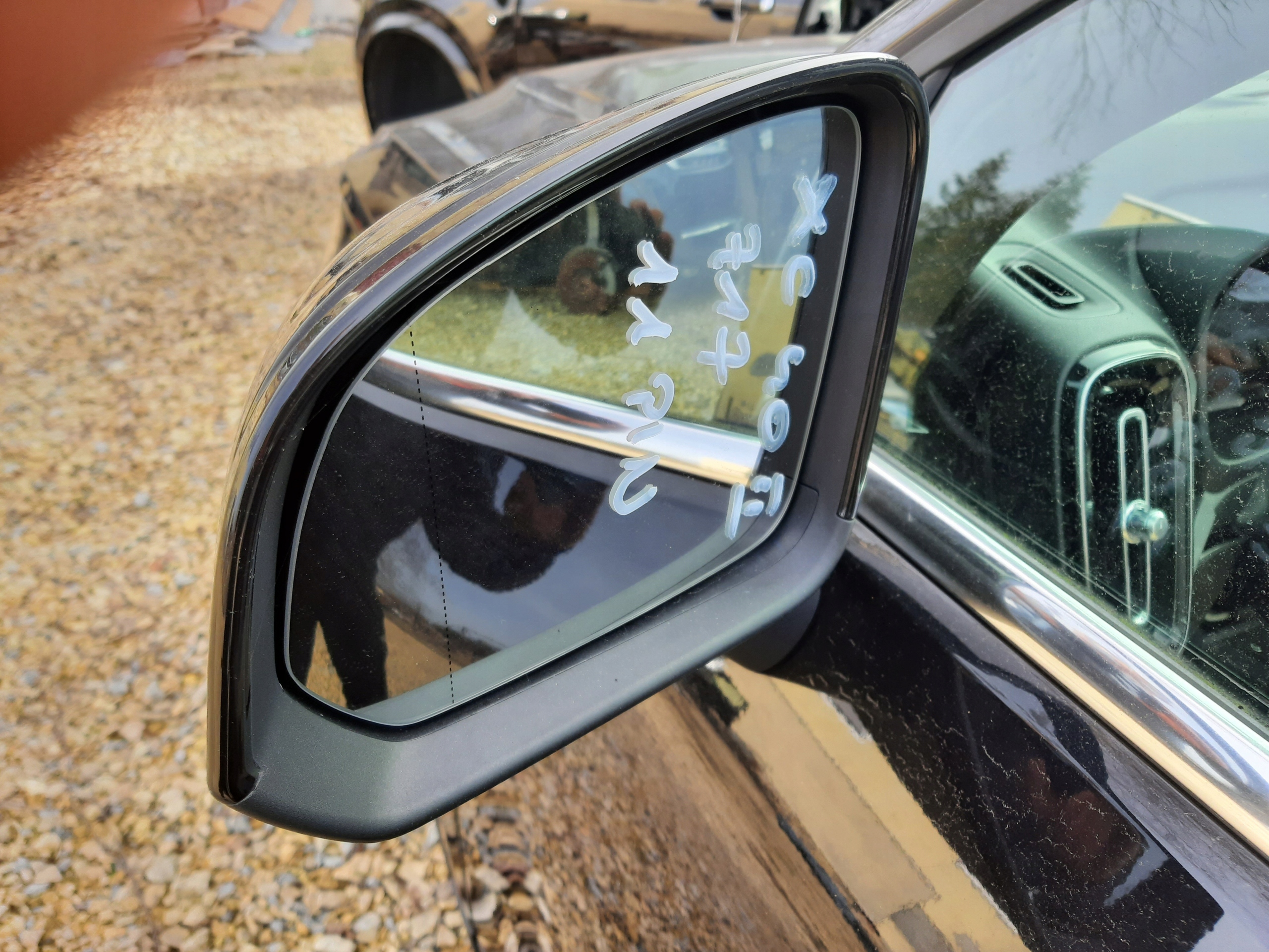 volvo XC40 II зеркало левое 11 пин 717