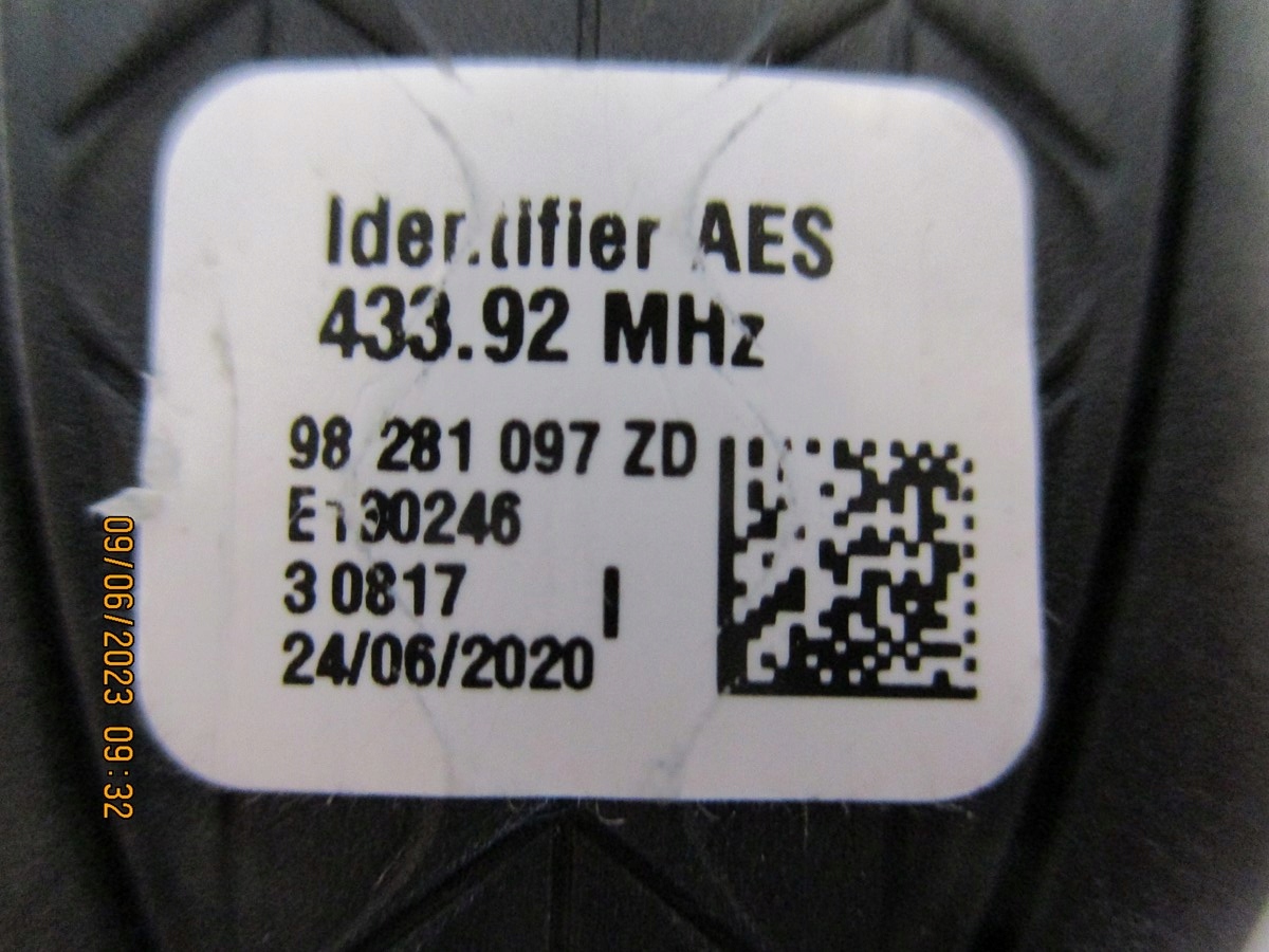key key PILOT CITROEN DS7 98281097ZD