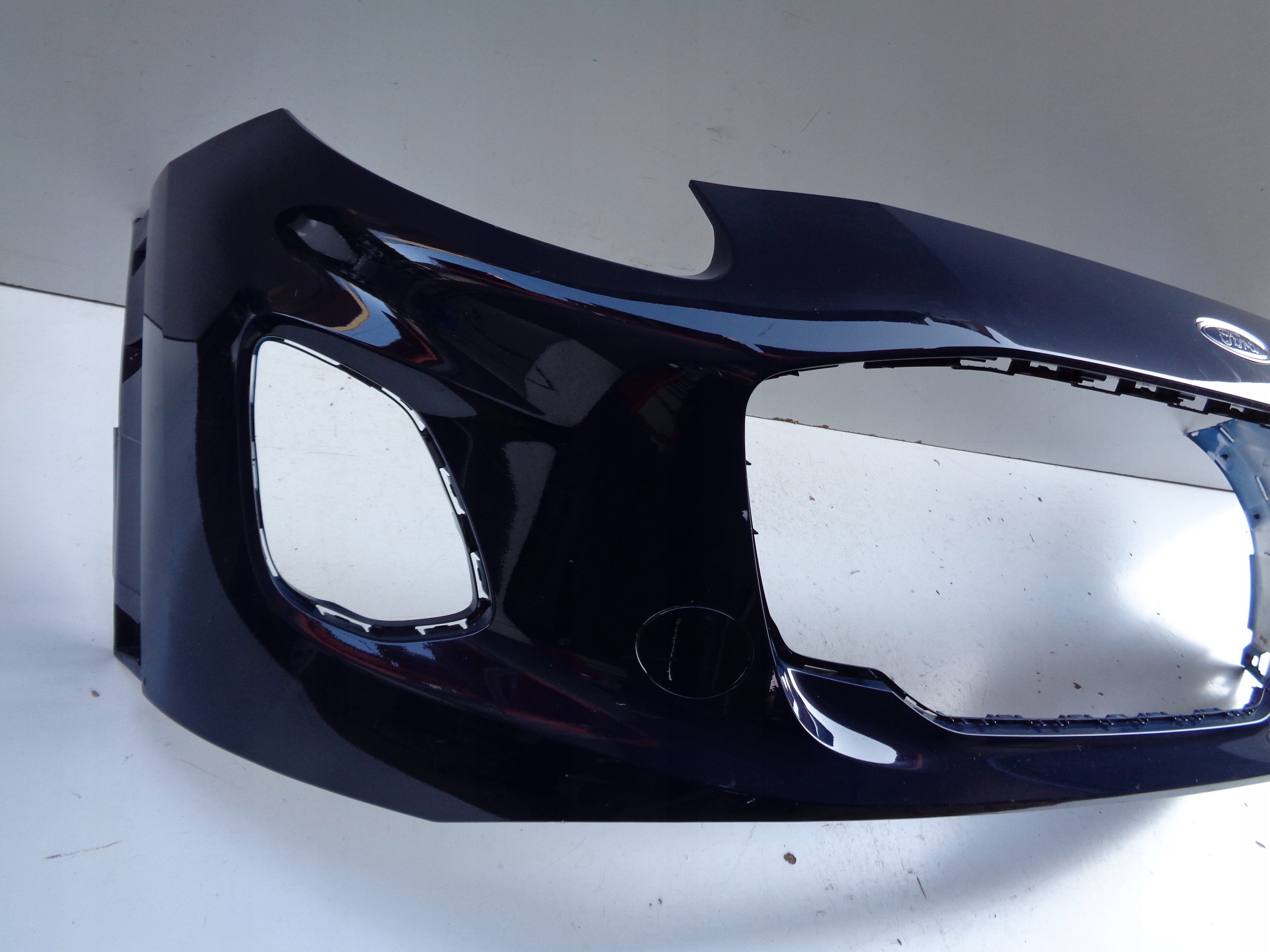 Frontstoßstange FORD PUMA 19- NR 52050