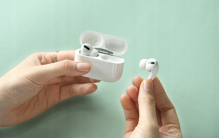 SŁUCHAWKI BEZPRZEWODOWE TWS DOKANAŁOWE iPhone Stan opakowania oryginalne