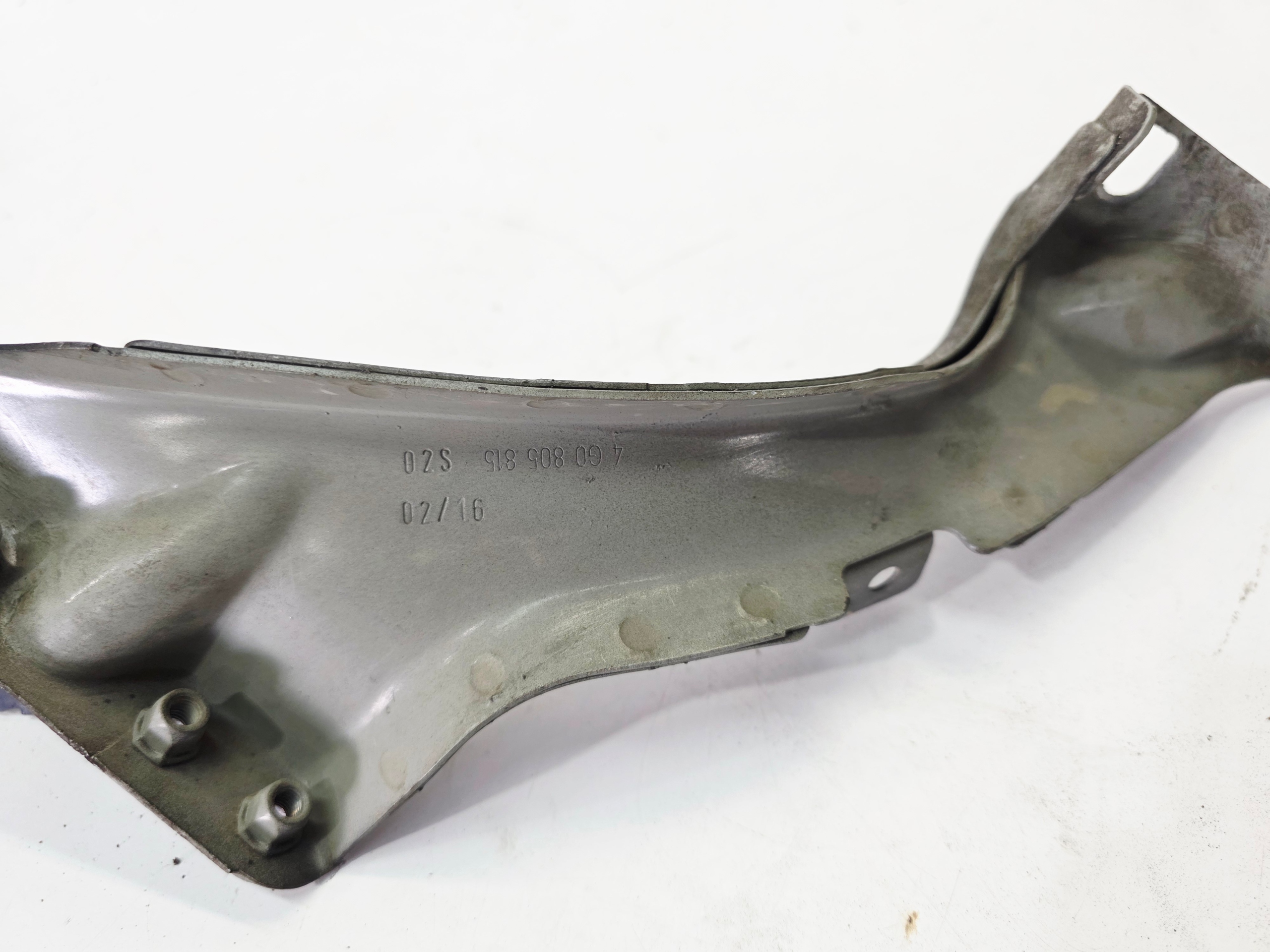 Console MOCOAWNIE Aile Gauche Avant AUDI A6 C7 4G0821135A 4G0805815