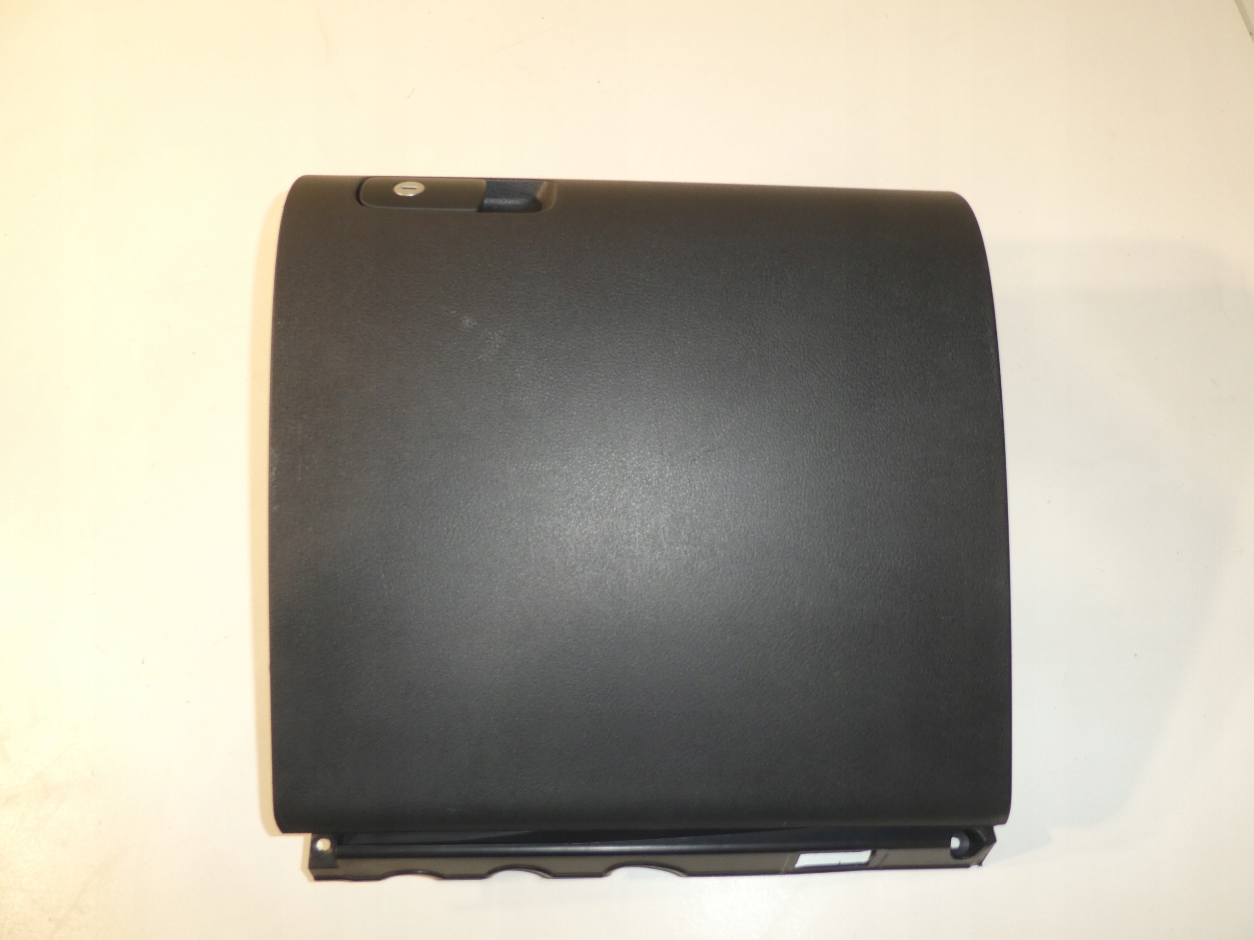 VW GOLF VI PLUS HANDSCHUHFACH DES BEIFAHRERS 5M1857097Q