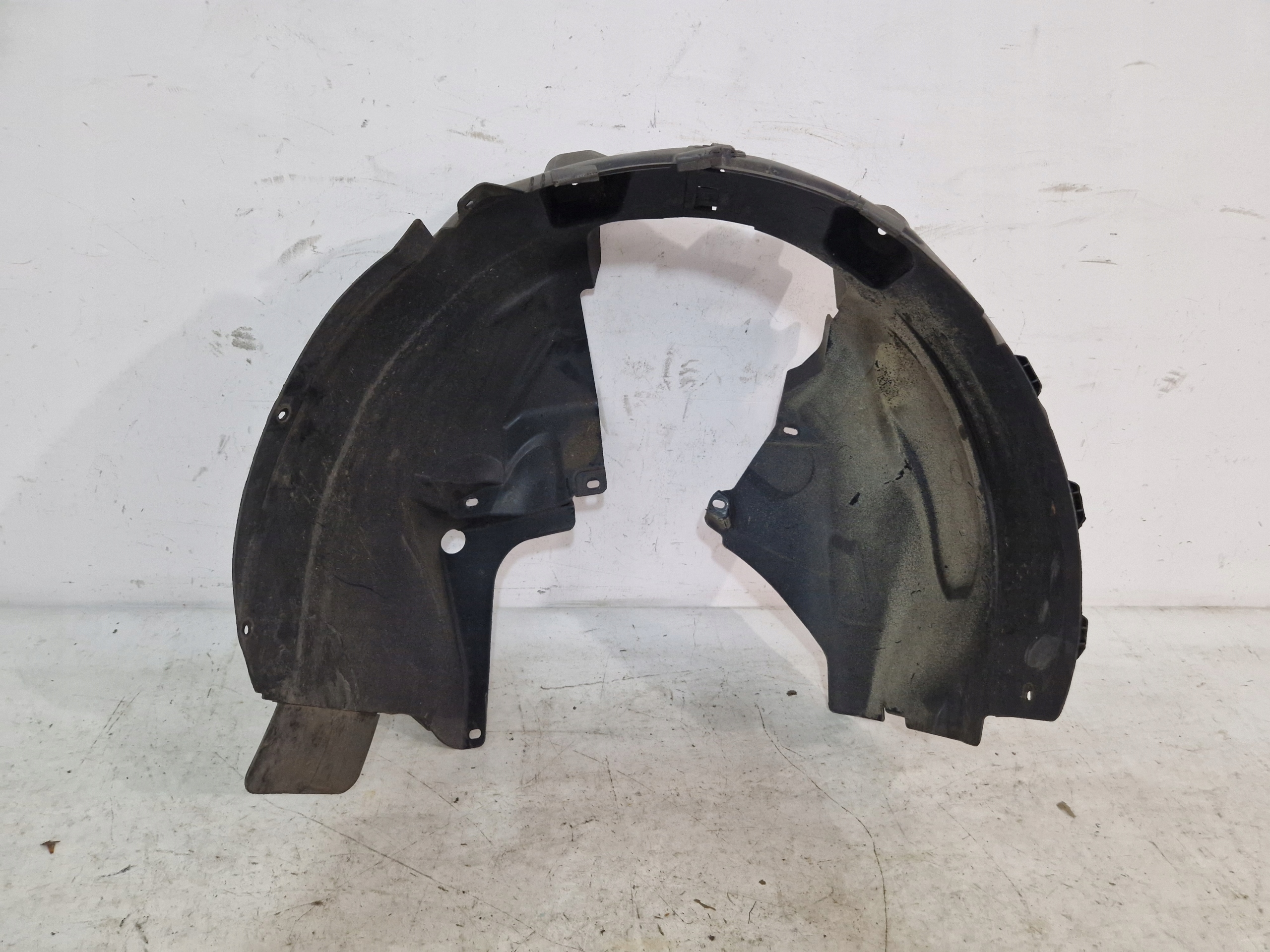 OPEL CORSA E mudguard left front front 513765057