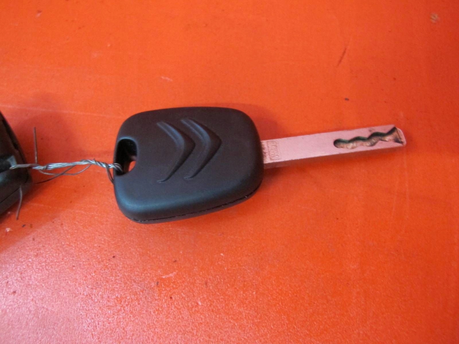CITROEN C3 II 2 SC 09-16 ignition 2x key