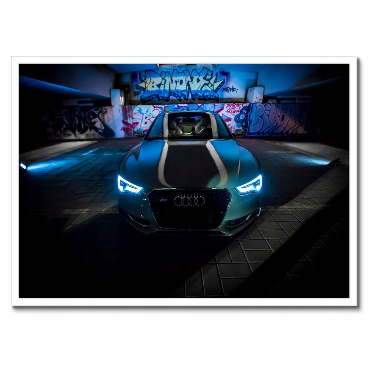 Plakáty v rámu 70x50 Audi v podzemní garáži v noci Graffiti