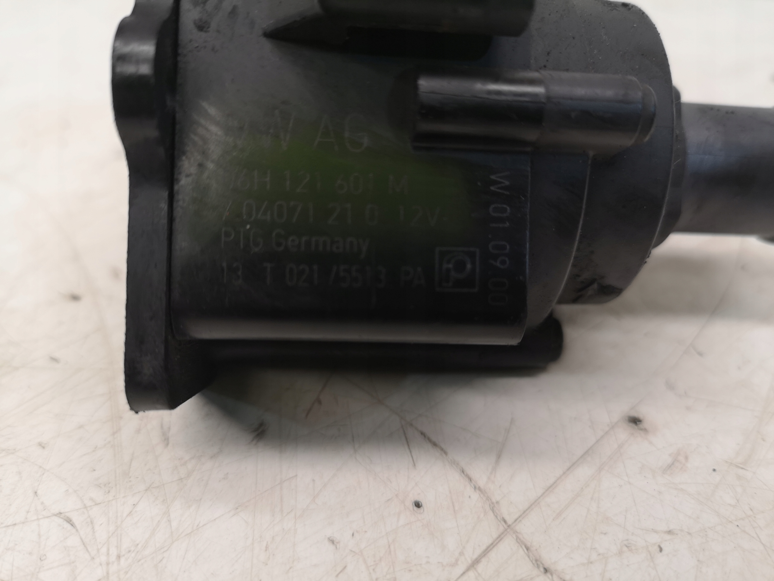 supplementary water pump AUDI VW 06H121601M