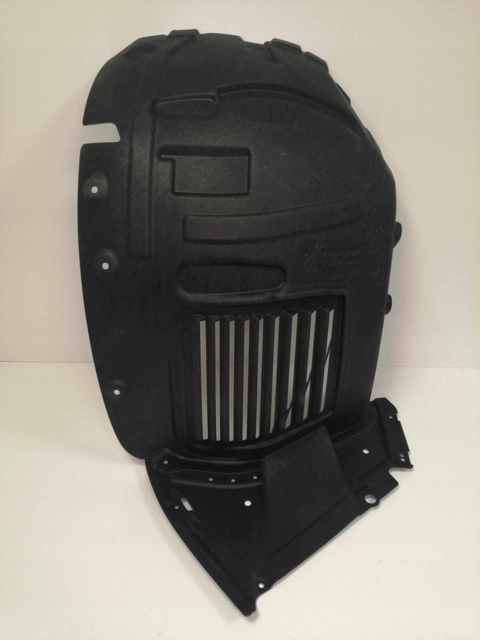 Nadkole prawe przednie MERCEDES BENZ 1906984200