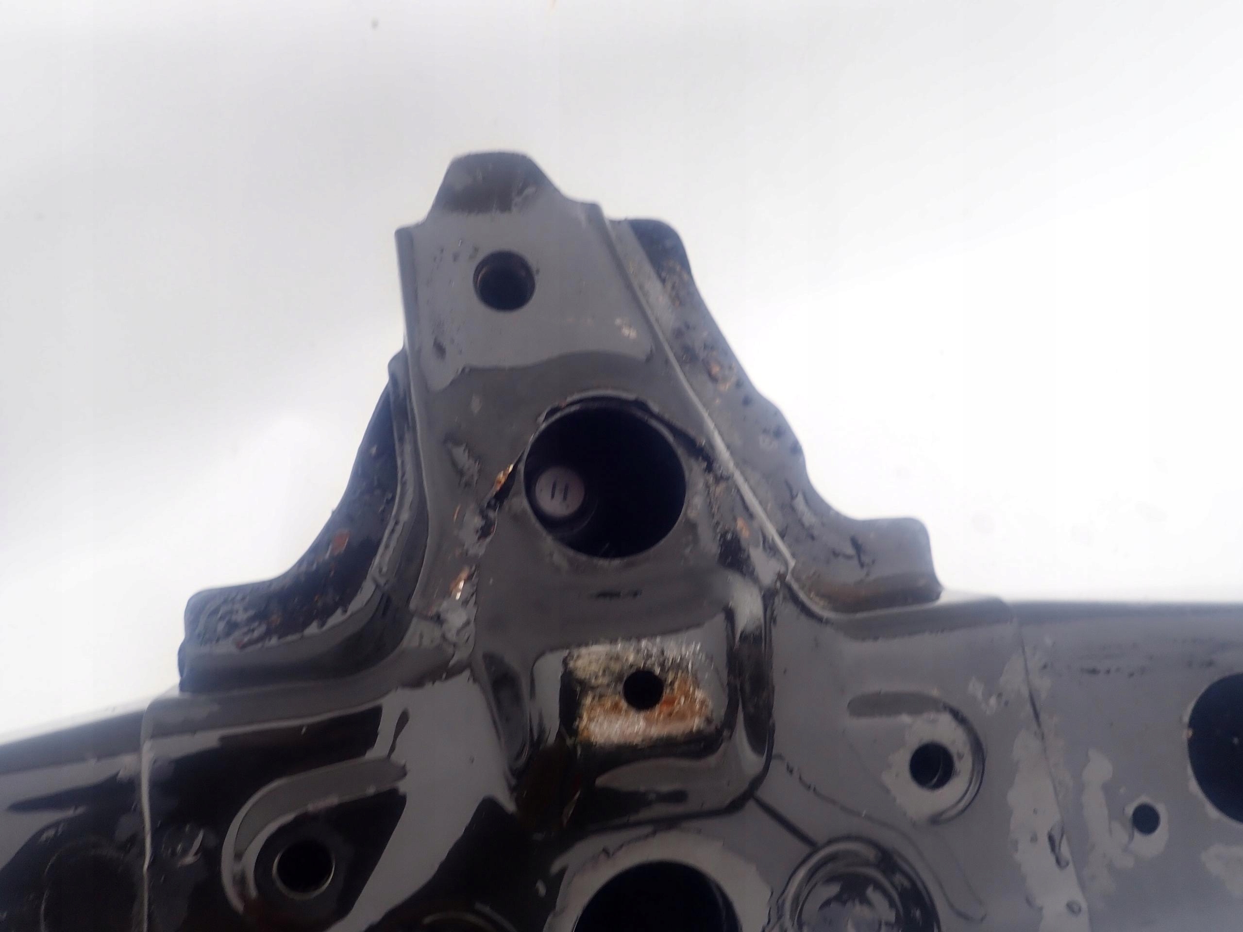 TOYOTA VERSO 09- sider lower of the engine front