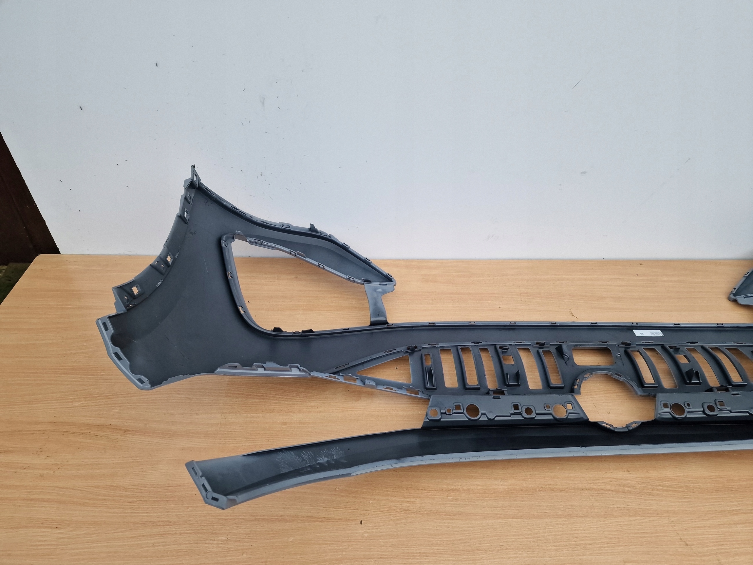 VW ID5 ID-5 STOSSSTANGE VORNE GRAU 11E807221
