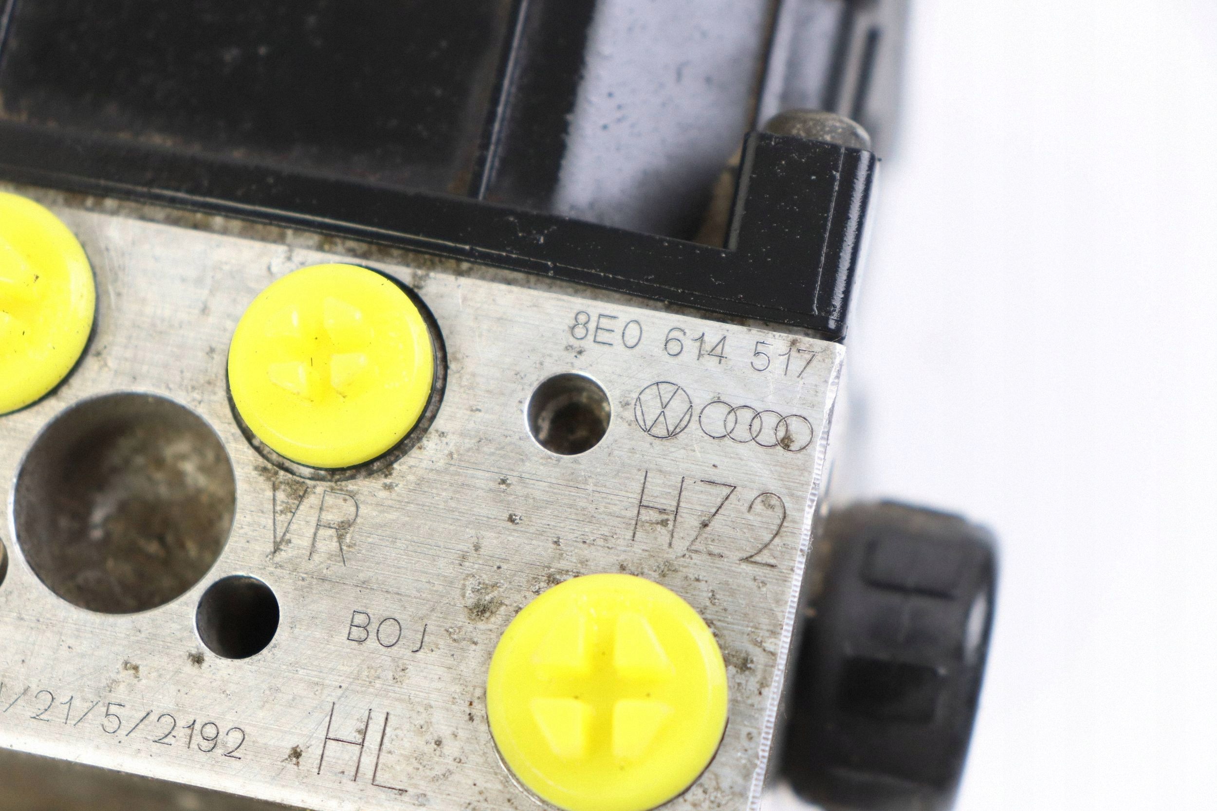 AUDI A4 B6 pump control unit ABS 8E0614517 0265950011 0265225048
