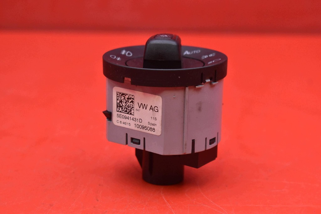 switch light switch 5E0941431D SKODA OCTAVIA 3 III 13-17