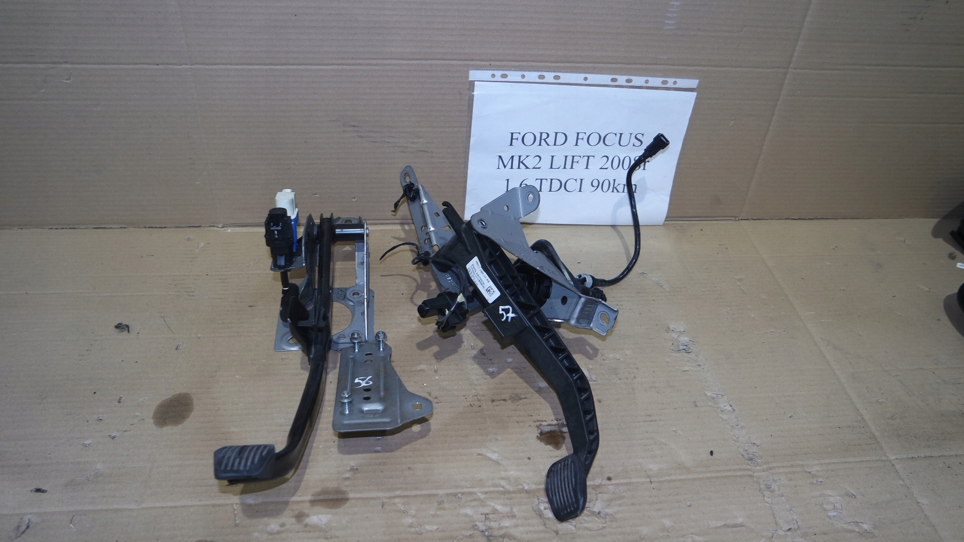 PEDAŁ SPRZĘGŁA HAMULCA FORD FOCUS MK2 LIFT HTB 08R.