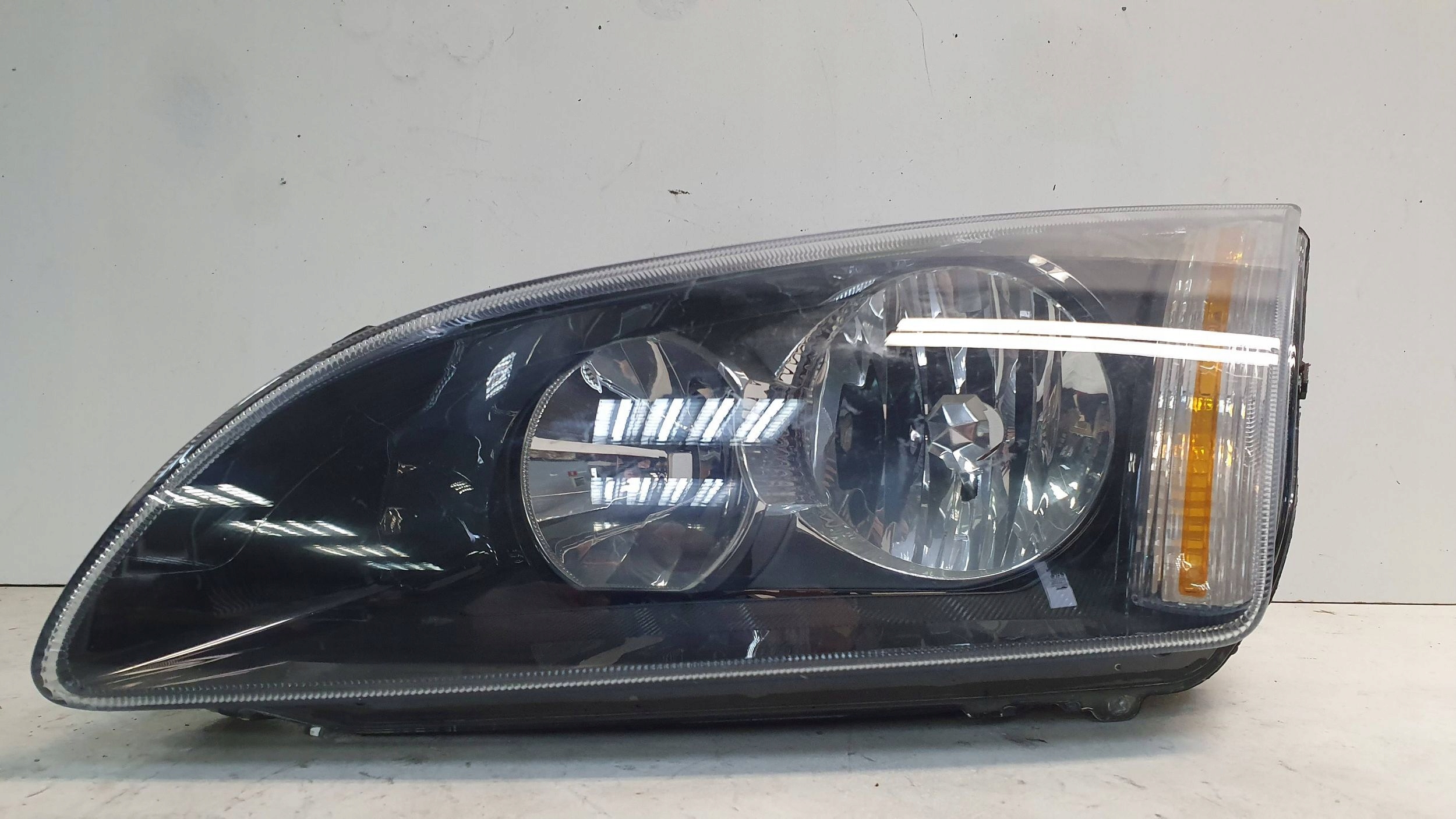light front left FORD FOCUS MK2 04