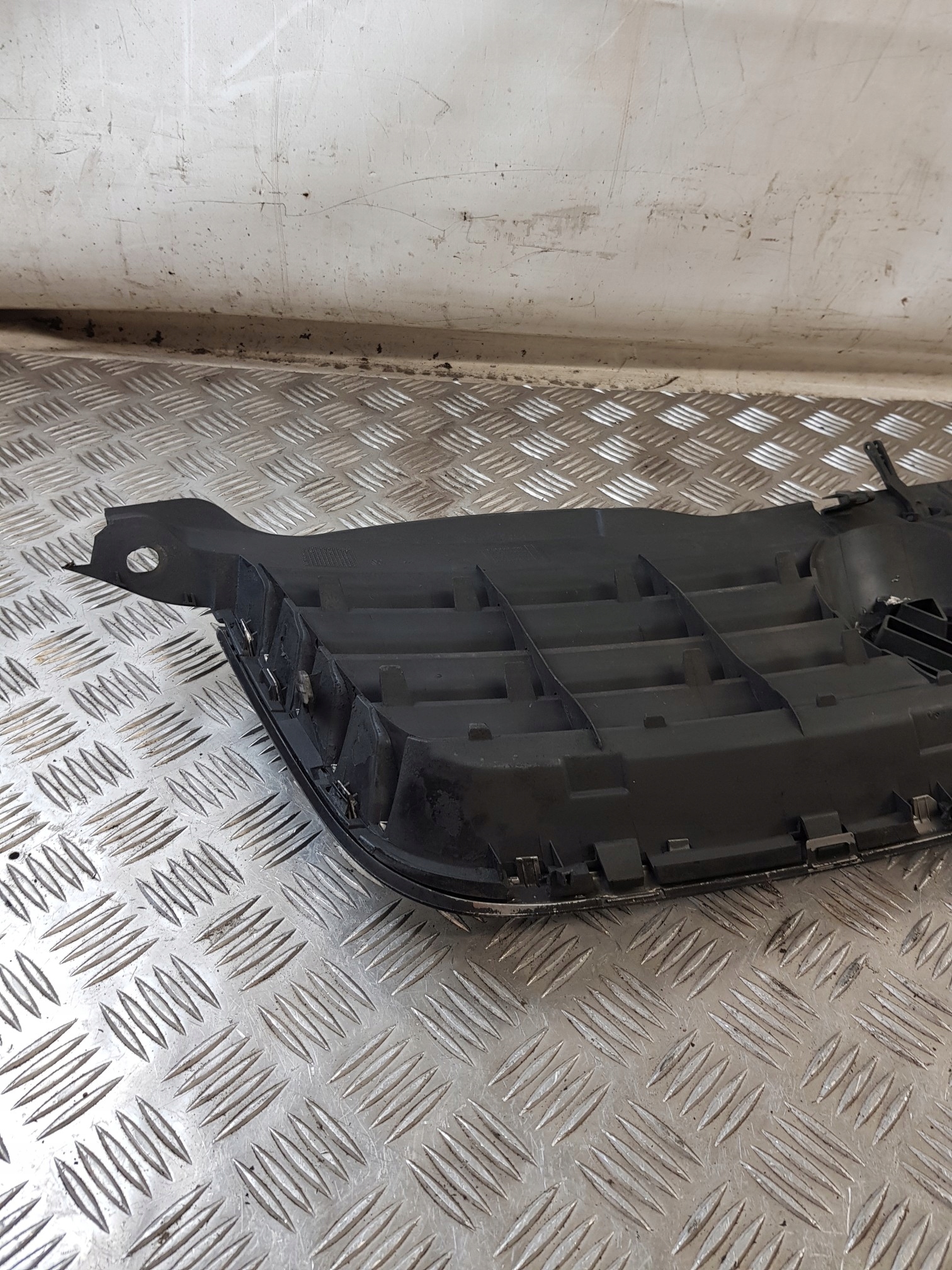 grill grille 3B0853651K VW PASSAT B5 FL 01R
