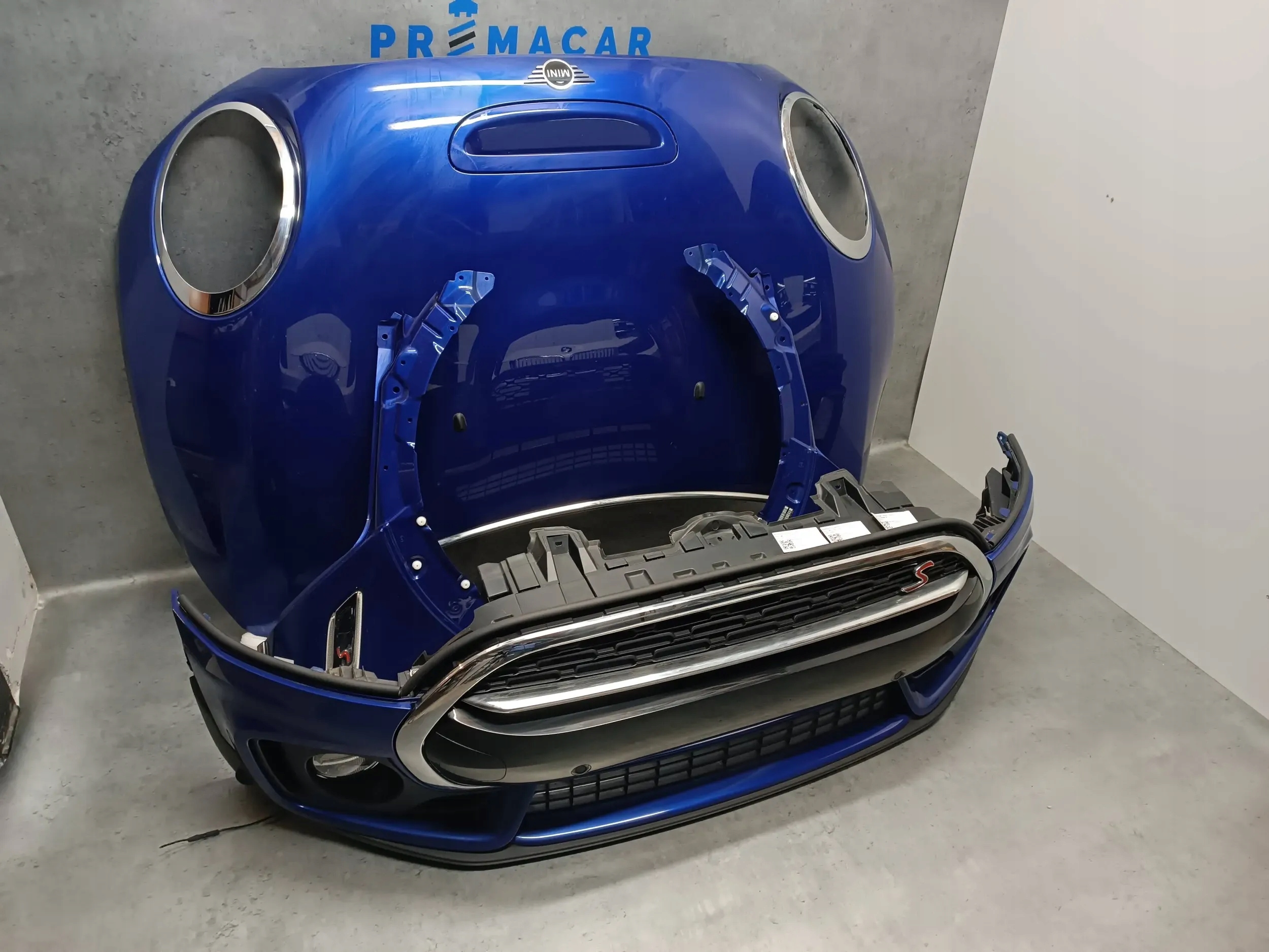 Капот крила передня панель Mini Clubman F54 колір: b62