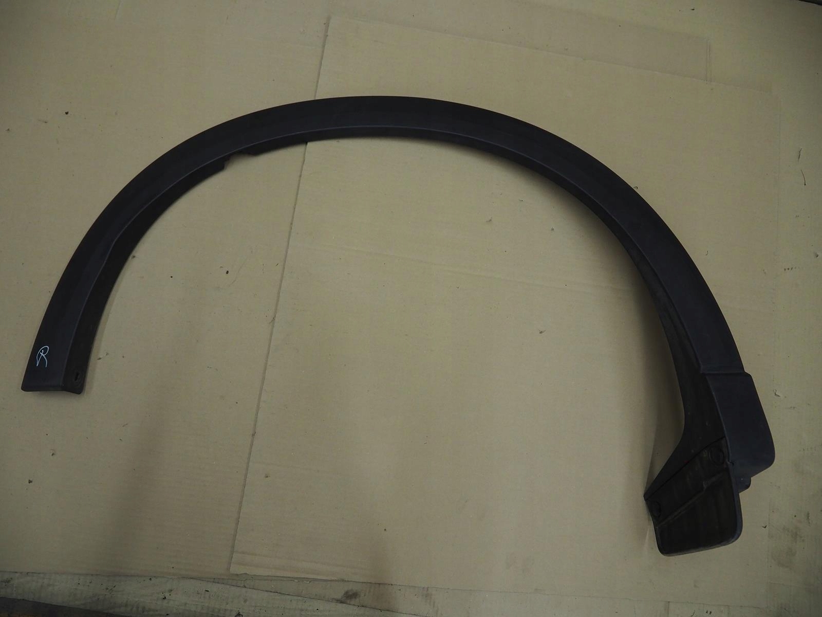 KPF1-51W51 - БРИЗГОВИКИ ЗАДНІЙ ПРАВИЙ MAZDA CX-5 17-21