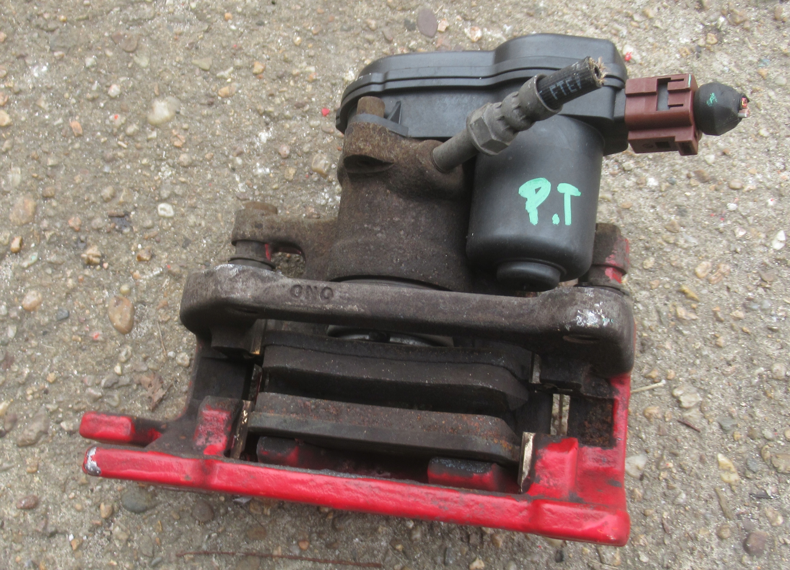 AUDI A4 B8 14R 2.0 TDI caliper brake right rear part