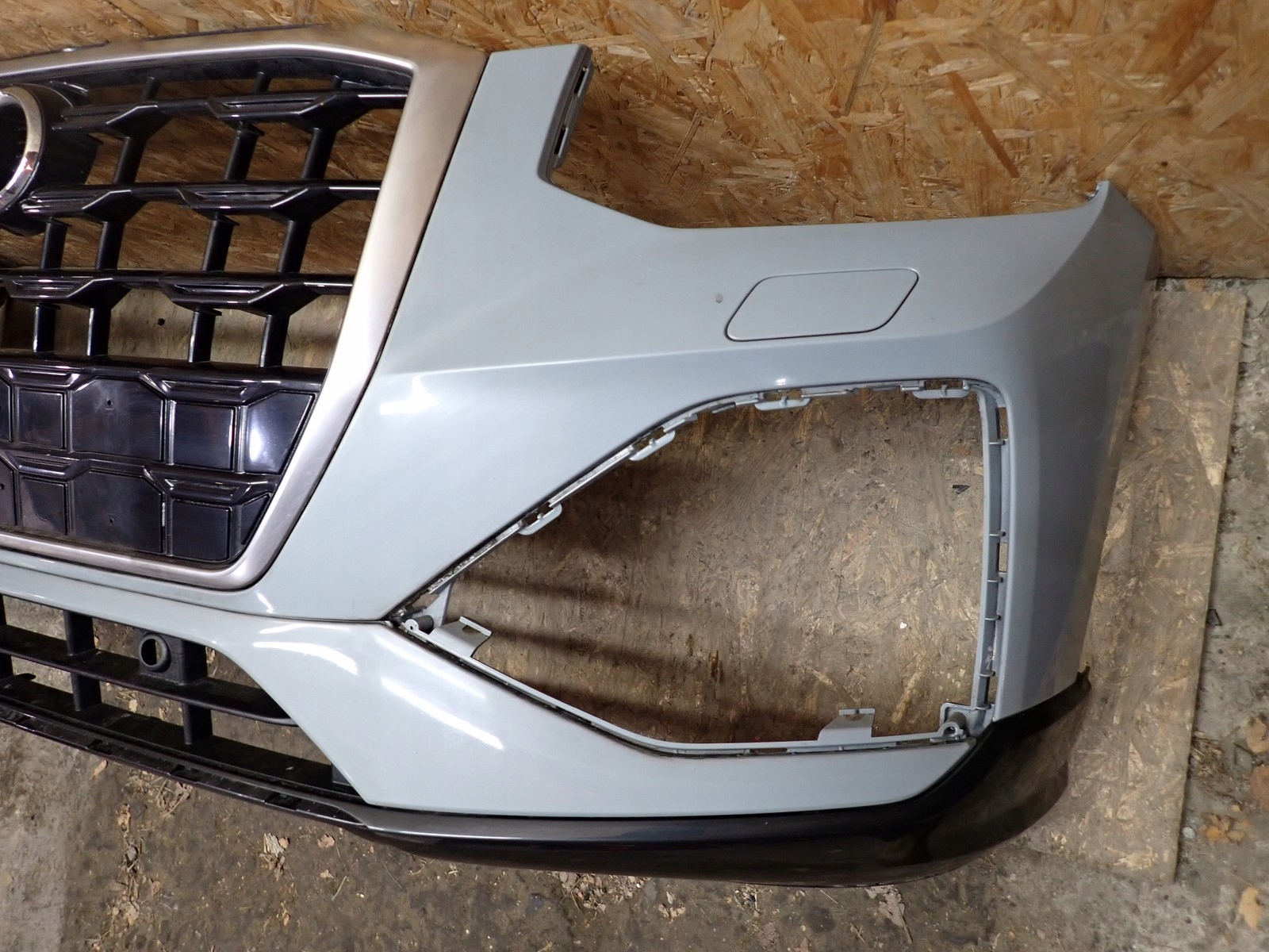 bumper front front AUDI Q2 81A GAB LIFT ADVANCED 2020- 81A807437G