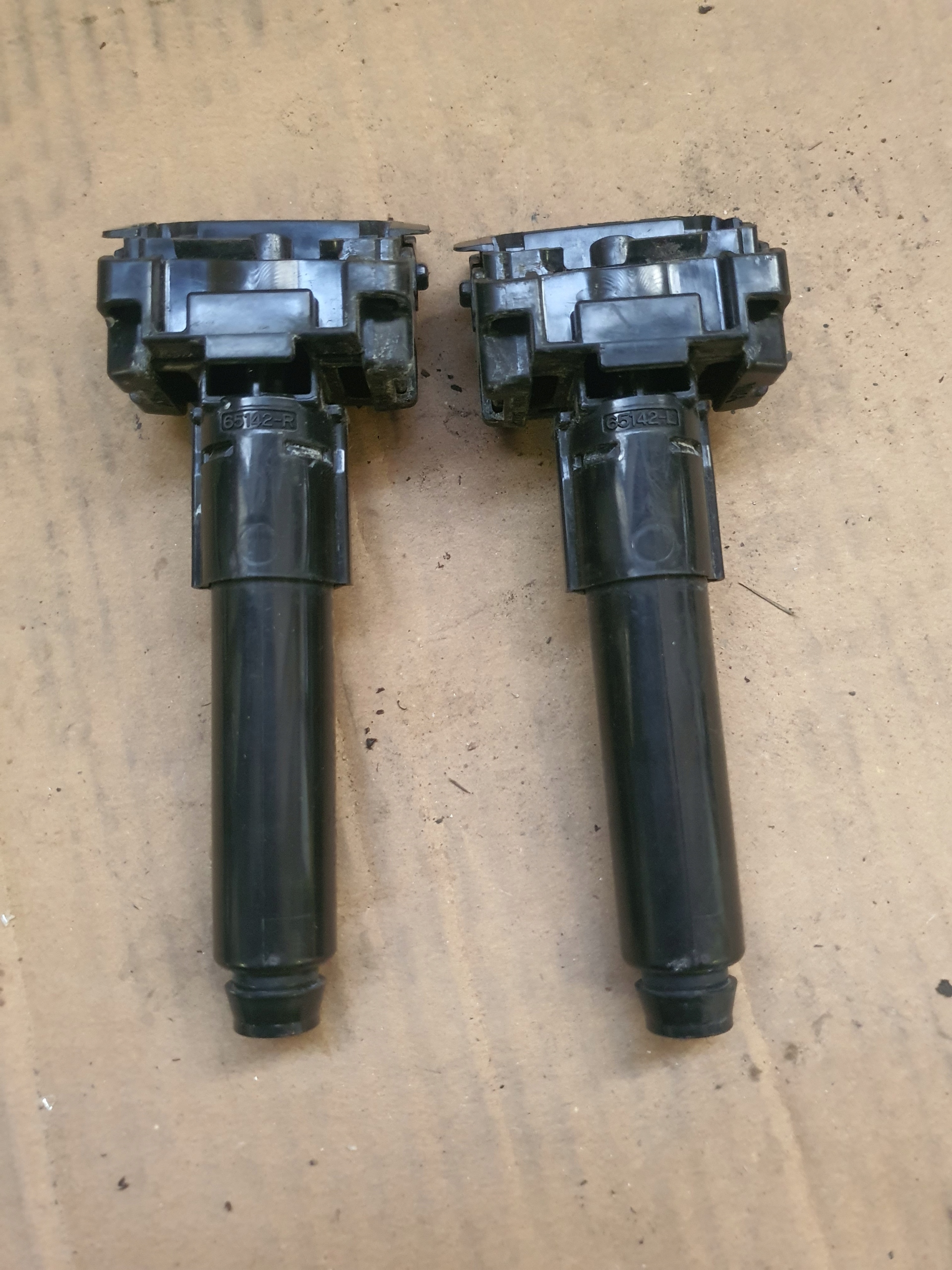 ШАЙБА ФАРЫ ЛЕВАЯ ИЛИ ПРАВАЯ MAZDA CX-5 II KF KB8M518H4 KB8M518G4