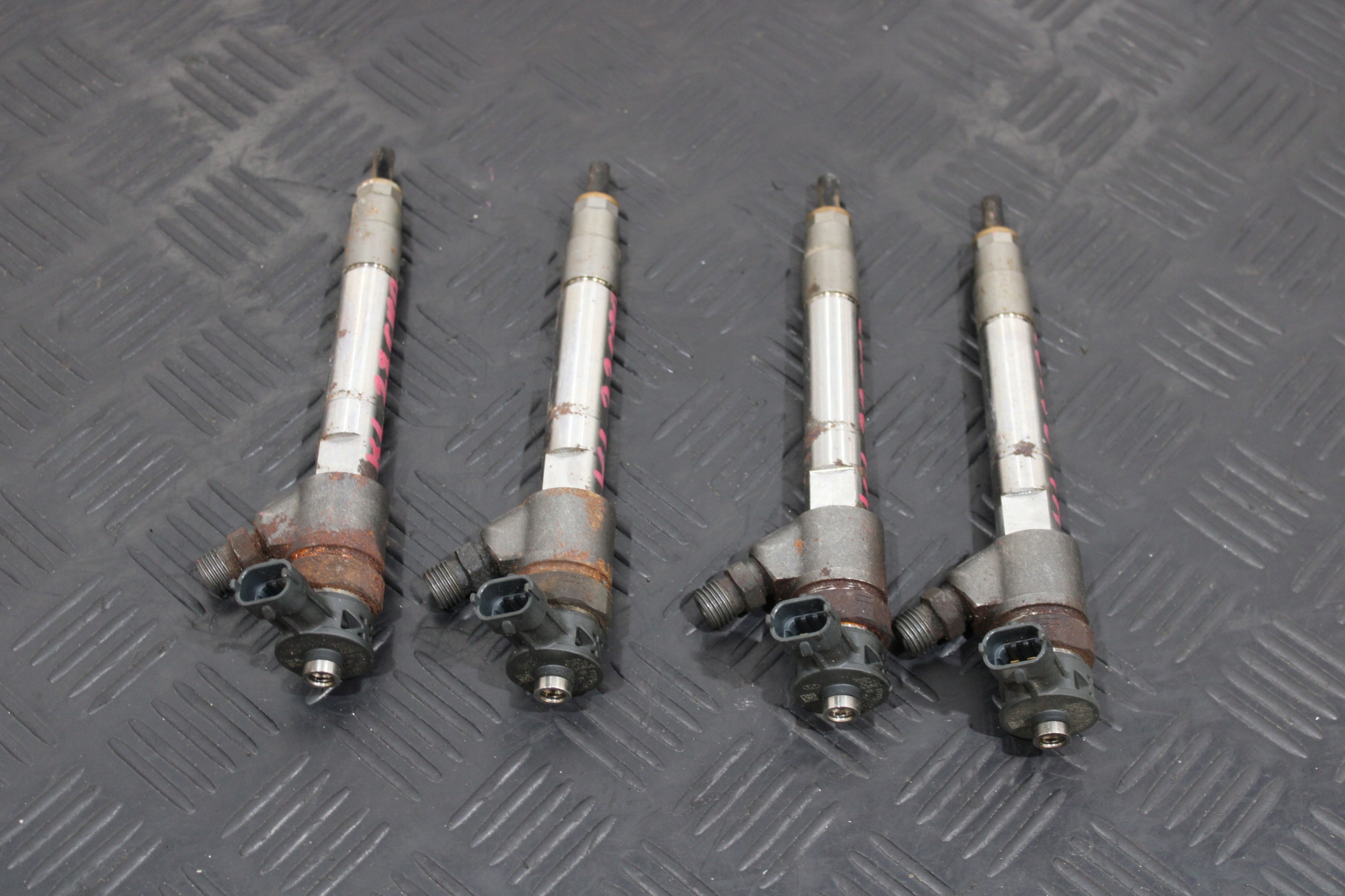 Injecteurs Carburant 0445110674 JEEP CHEROKEE KL 2,2 CRD