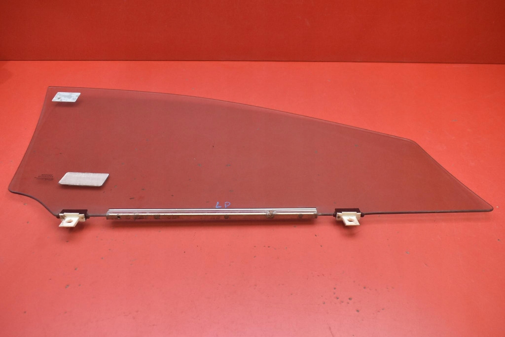 window side left front front TOYOTA AVENSIS T27 KOMBI 09-11