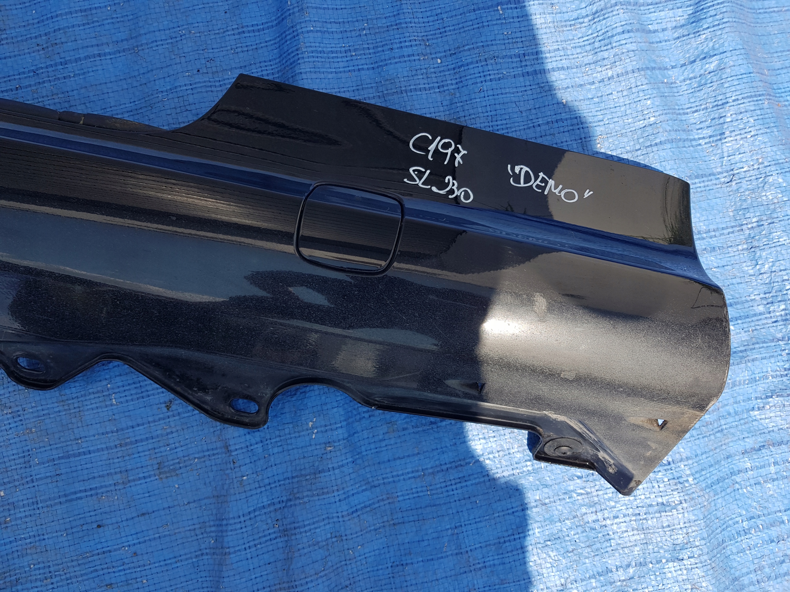 moulding threshold right MERCEDES SL R230 W230 C197 197