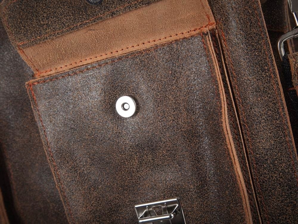 BRĄZOWA SKÓRZANA TORBA LISTONOSZKA NA RAMIĘ SOLOME Model LAGO 02 BROWN VINTAGE