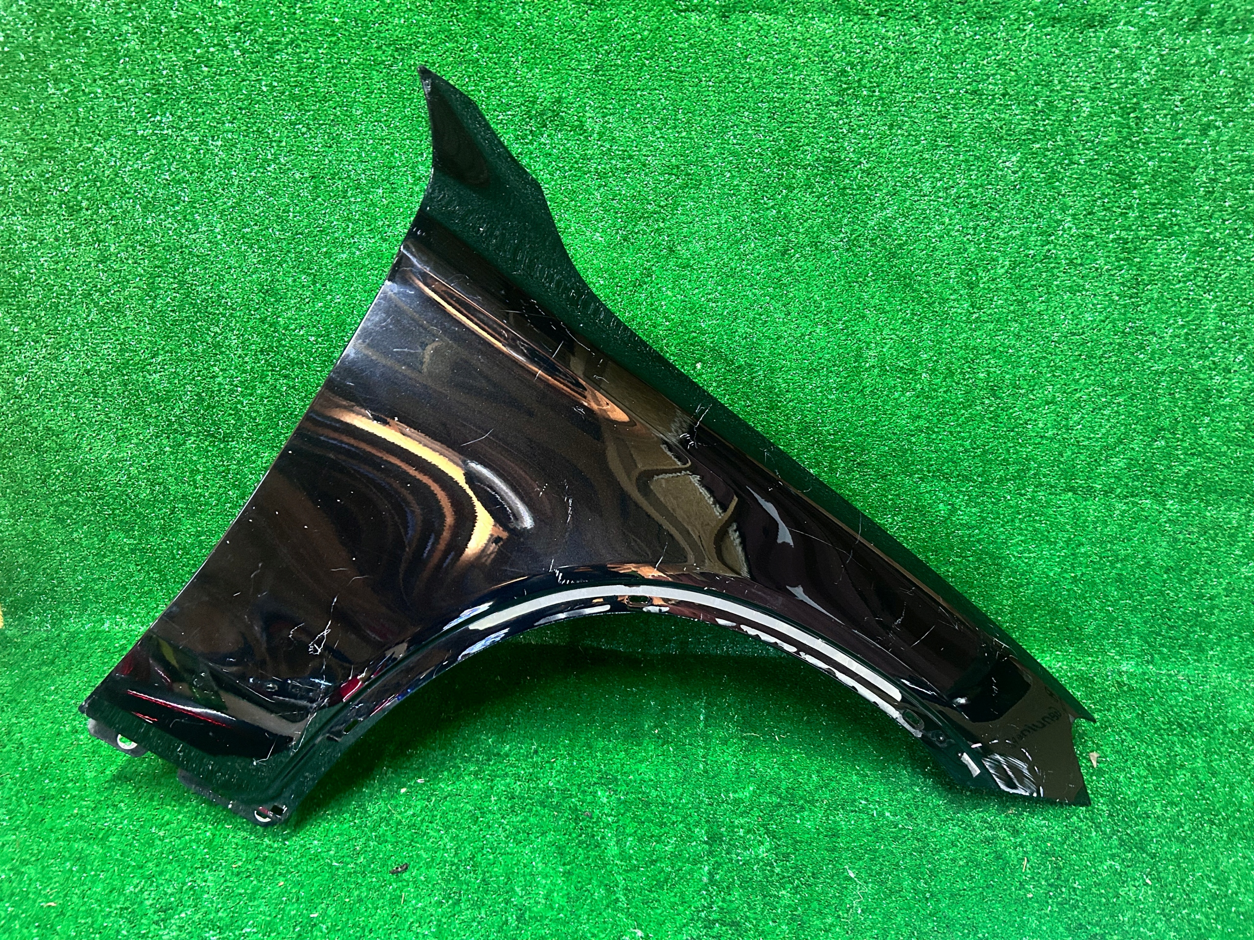 fender front right MERCEDES GLC W253 A253