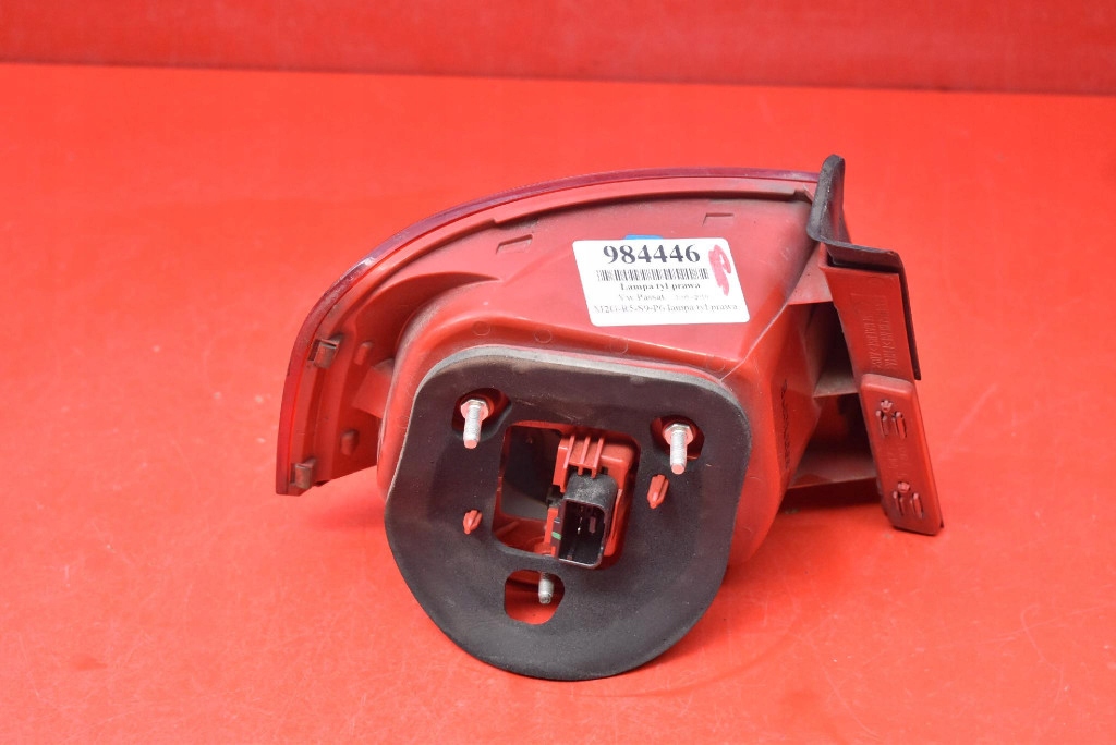 light right rear part rear 3C5945096 VW PASSAT B6 sedan 05-10