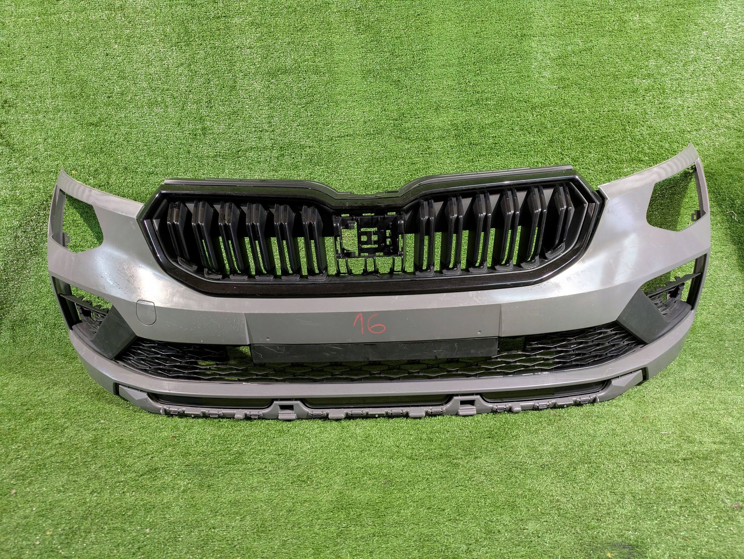 front bumper front SKODA KAMIQ LIFT 23- without PDC NR.Z16