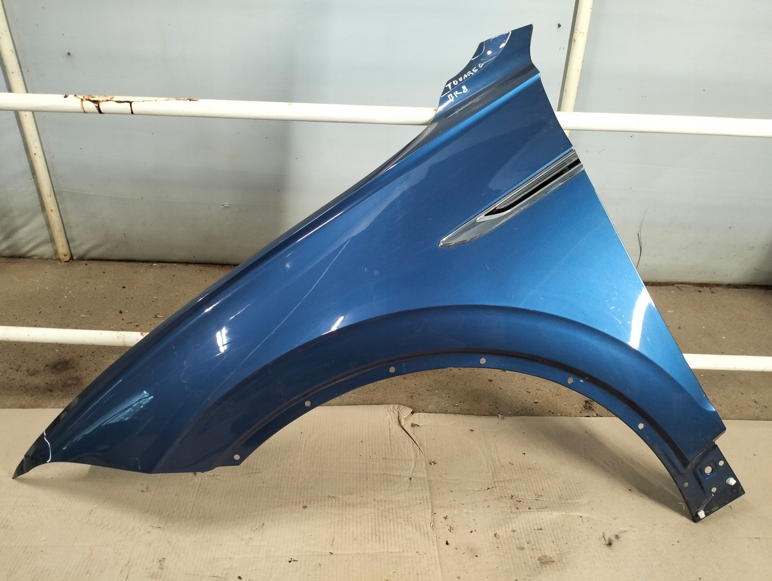 КРЫЛО ПЕРЕД ЛЕВЫЙ VW TOUAREG III 18-