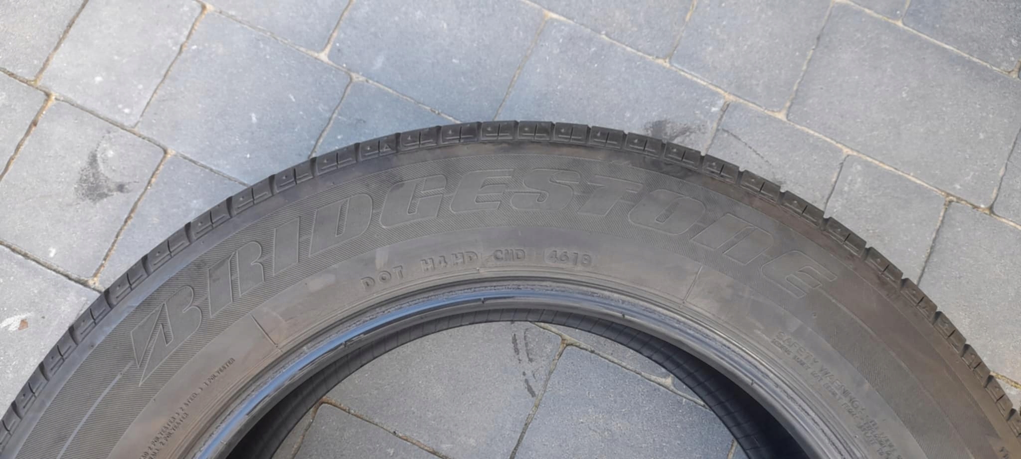 BRIDGESTONE DUELER H/L 33 225/60R18 100H