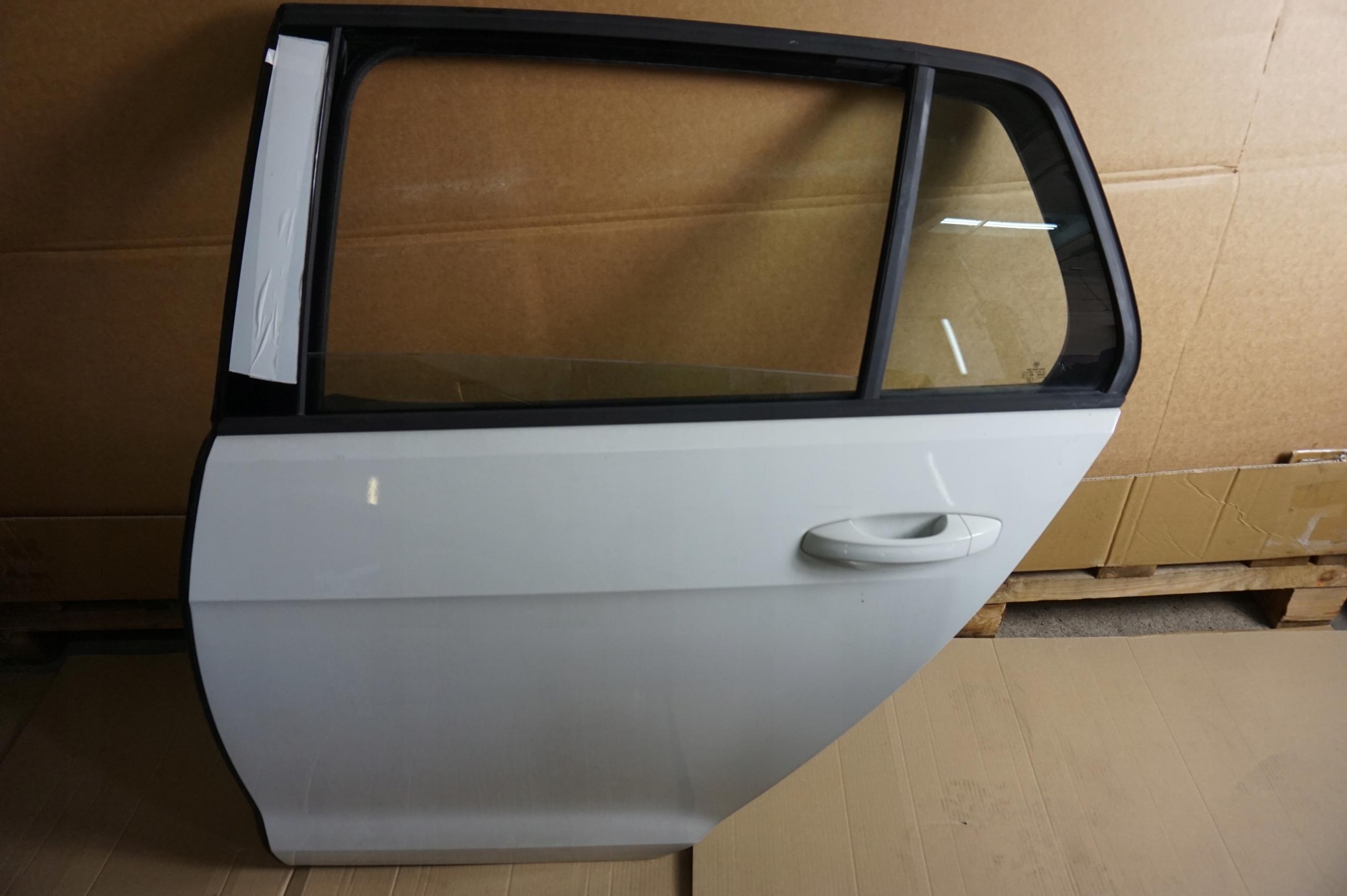 5G4833055AC DRZWI GOLF VII LEWY TYŁ LC9A