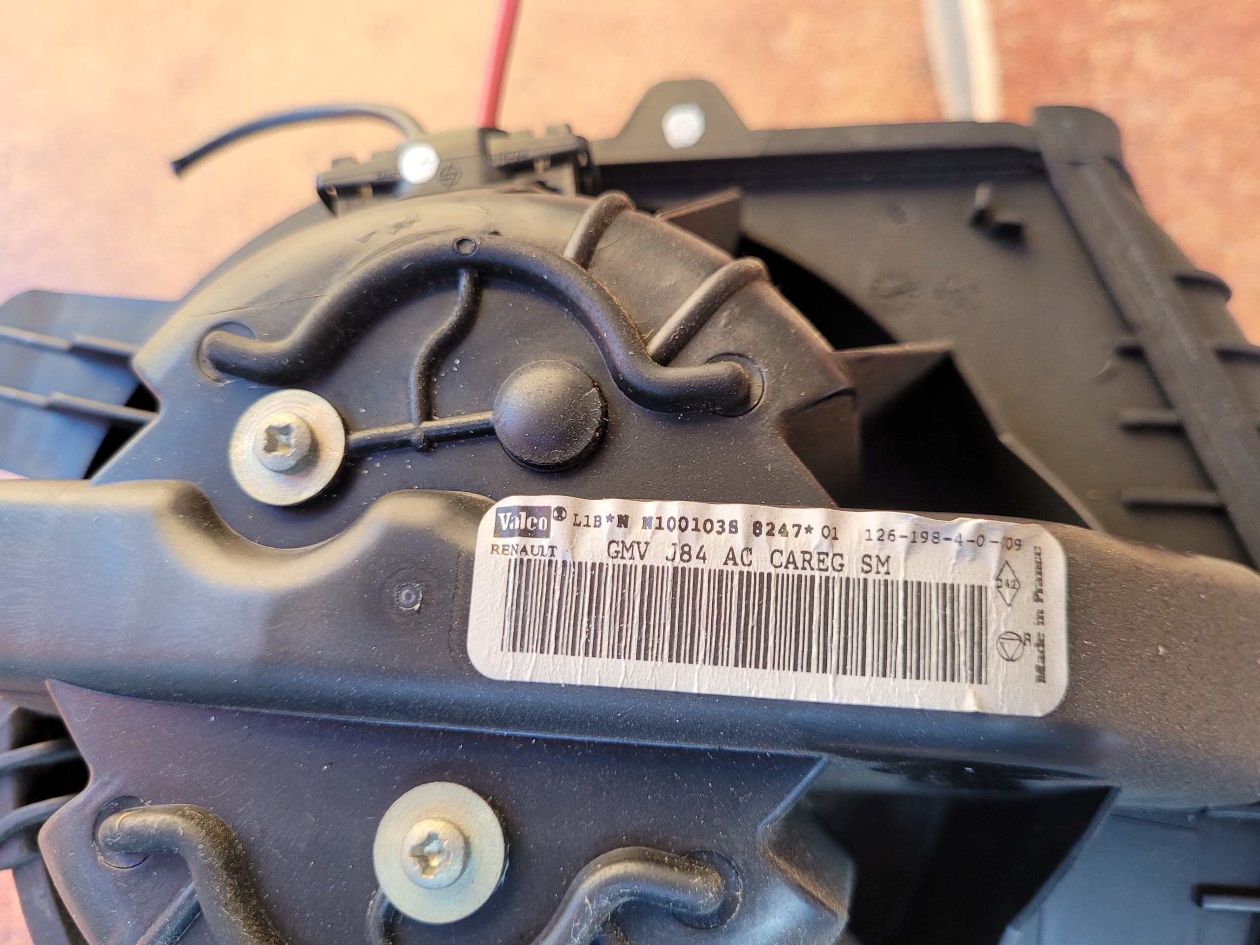 RENAULT MEGANE SCENIC II WENTYLATOR NAWIEWU DMUCHAWA Typ samochodu Samochody osobowe