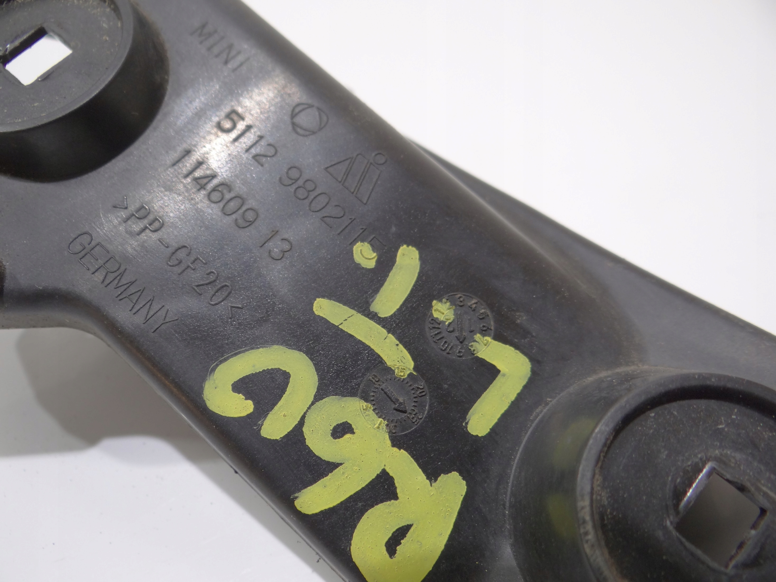 bumper bracket left rear part MINI R60 9802115