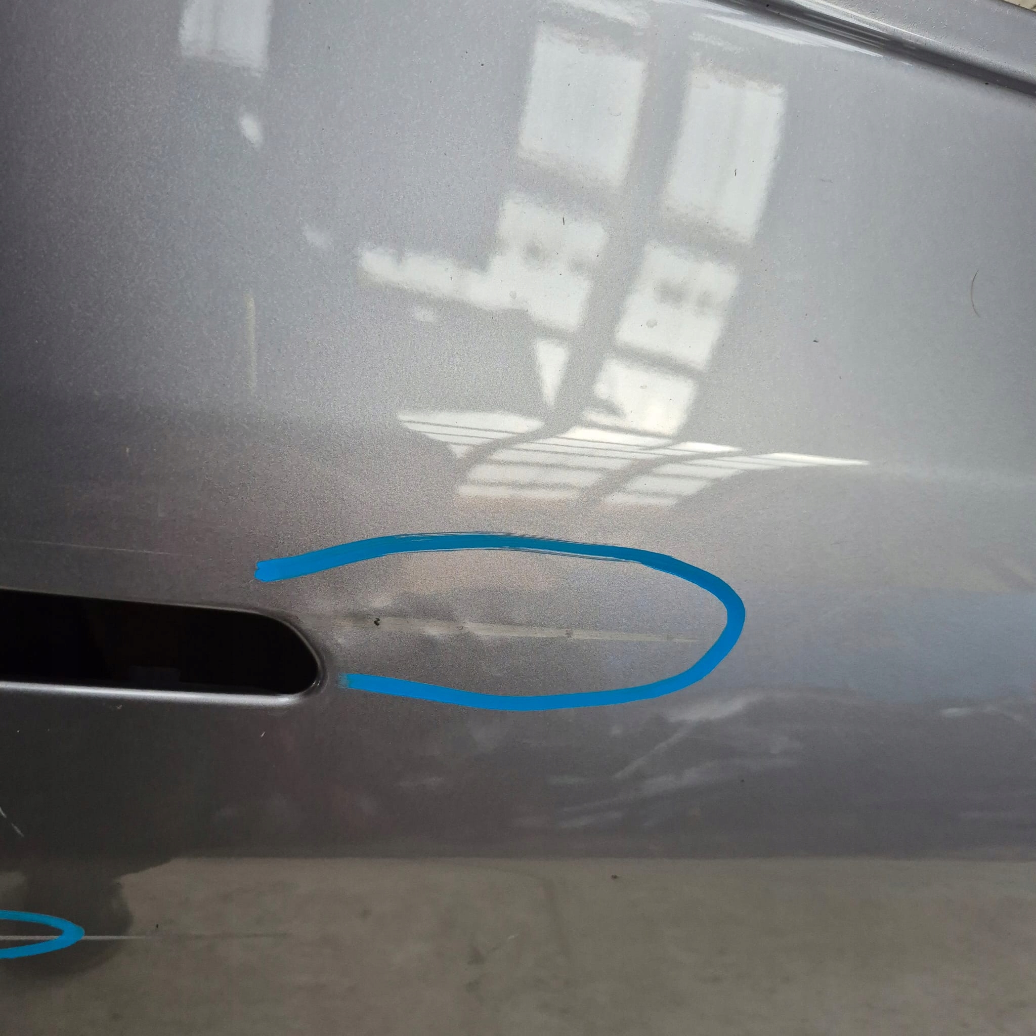 TESLA MODEL Y 20-> door front front right