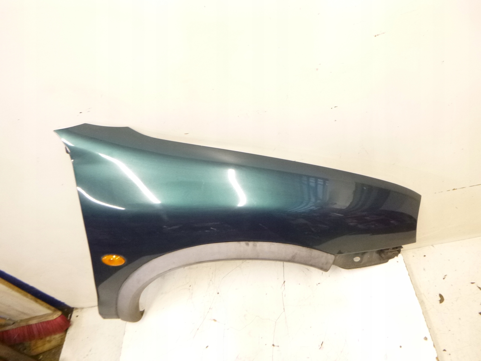 parafango Destra Opel Corsa B Z283 2000r.