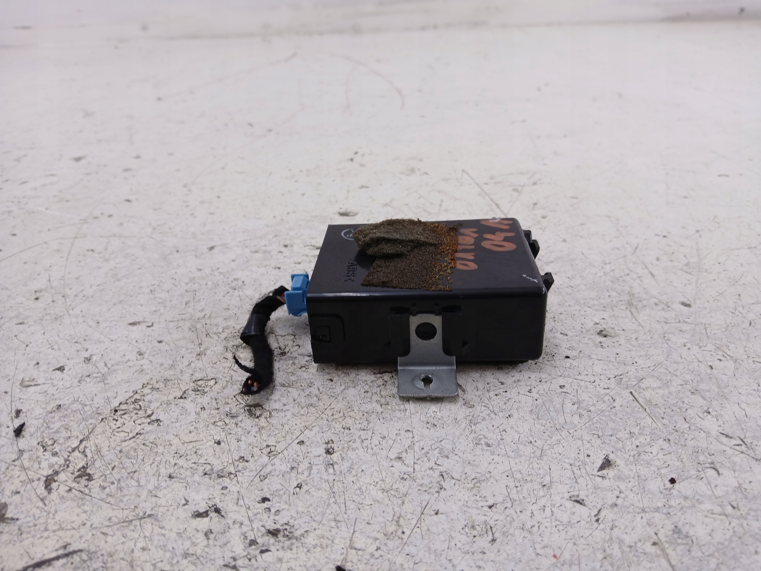VOLVO V40 S40 e modulo Centralina Della serratura Centrale 30857627